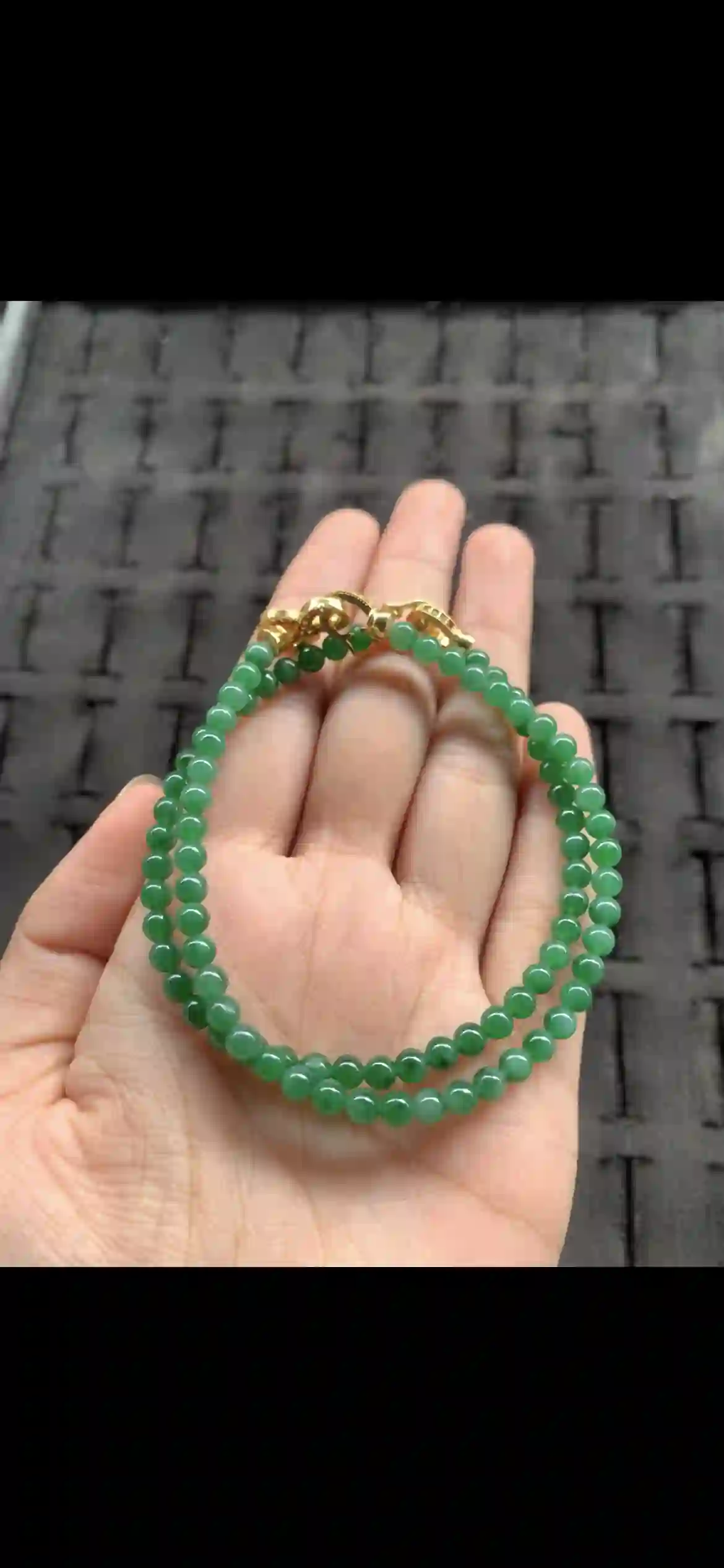 Uniform Vivid Green Jadeite Double-Strand Bead Bracelet | Myanmar Jadeite reference #10590002