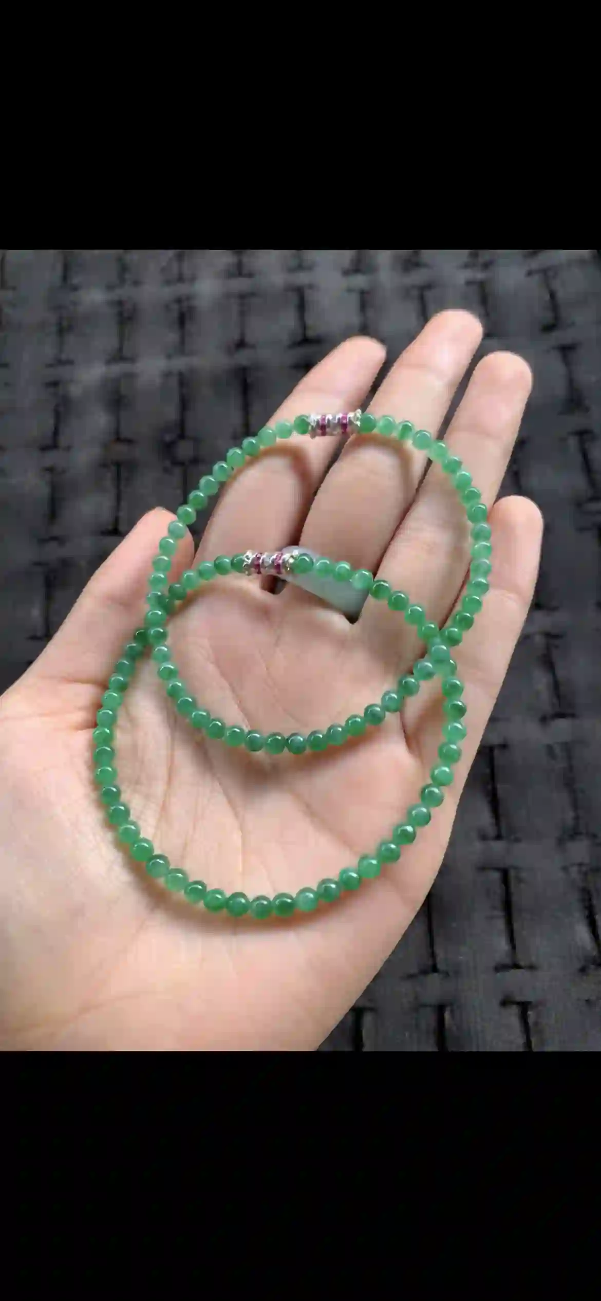 Fine Bright Green Beaded Bracelet & Necklace Set | Myanmar Jadeite reference #24480001