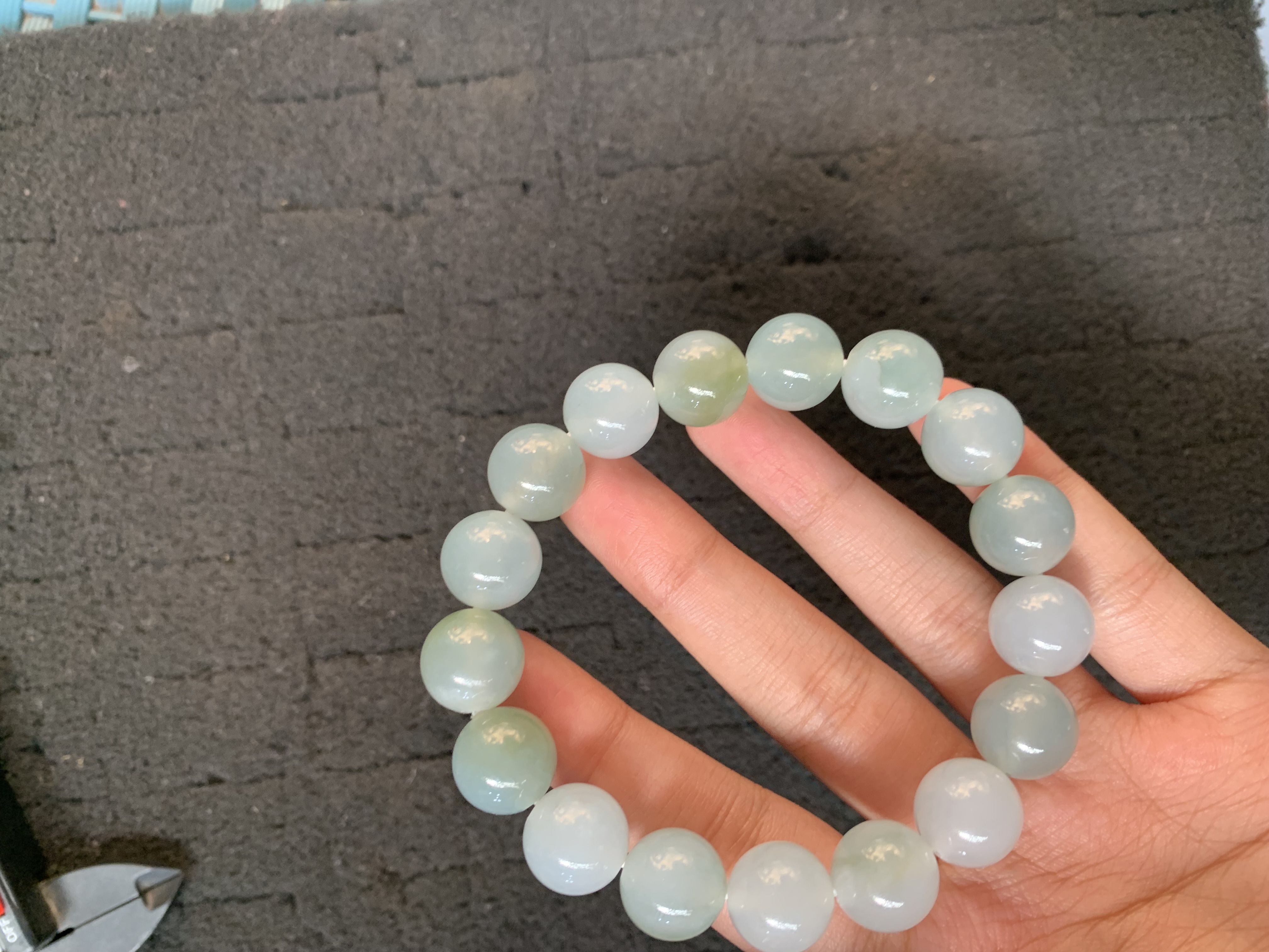  Natural Icy Green Jade Bead Bracelet - Burmese Jadeite Type A from Hpakant, Myanmar | Myanmar Jadeite