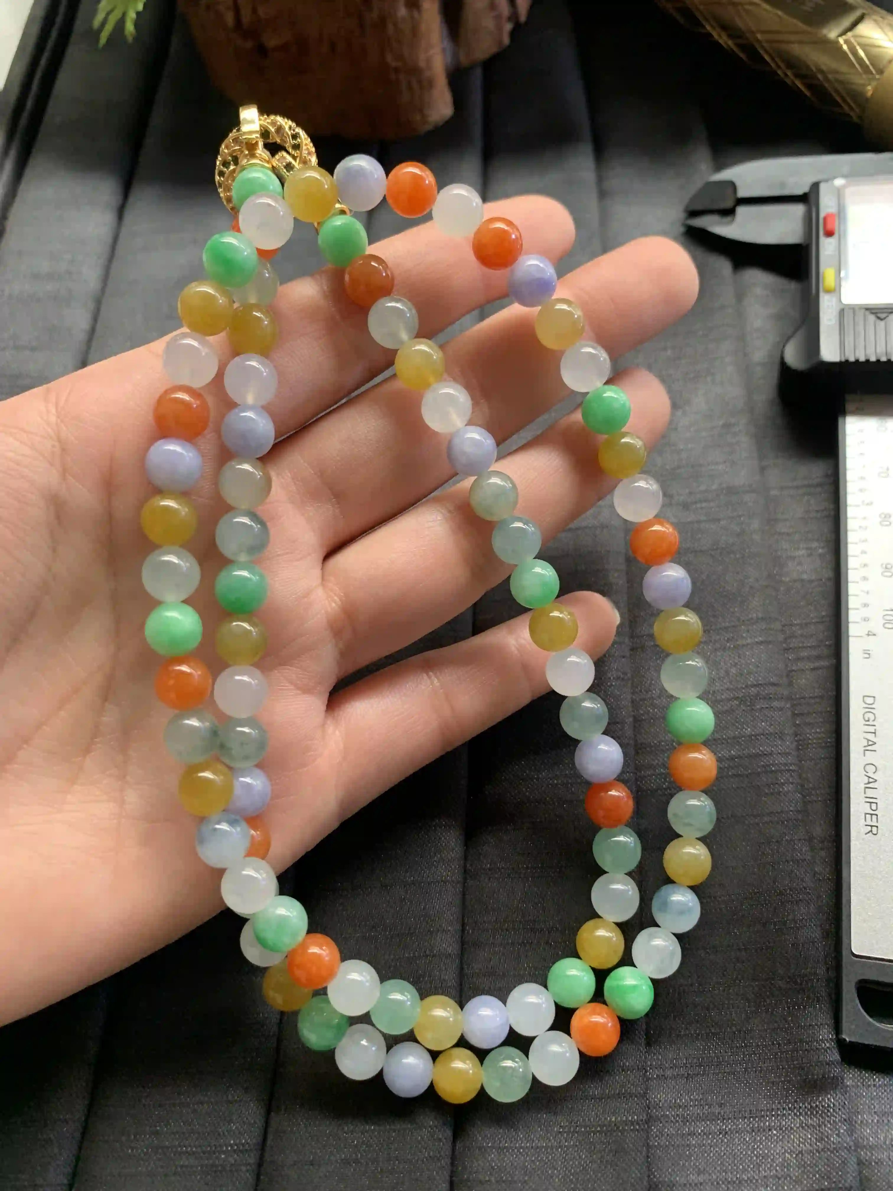 Natural Multicolor Jadeite Beaded Necklace | Myanmar Jadeite reference #2400005
