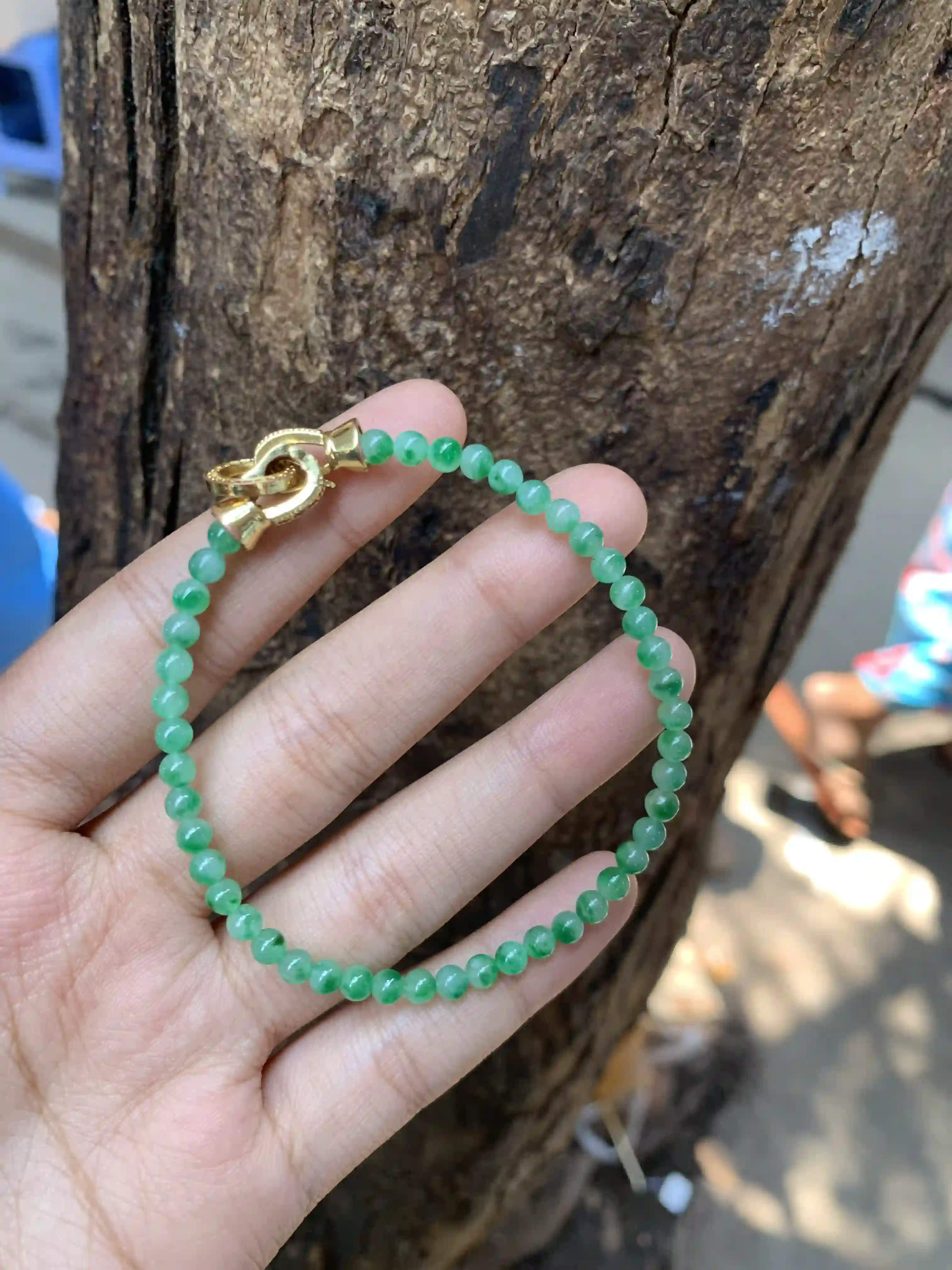 Natural Green Jade Bead Bracelet | Myanmar Jadeite reference #1920006