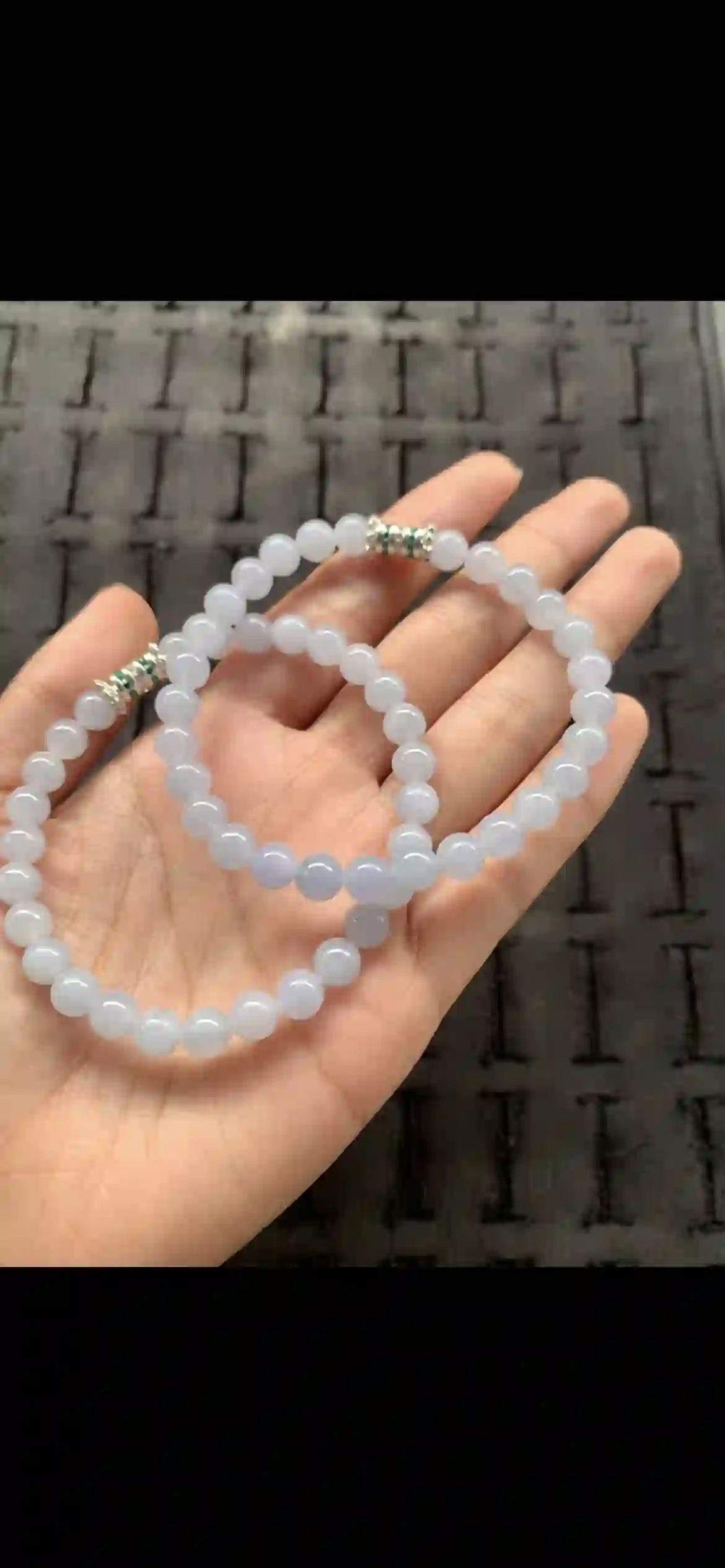 Soft Lavender Jade Beaded Bracelet with Green-Accented Spacers | Myanmar Jadeite reference #22830001