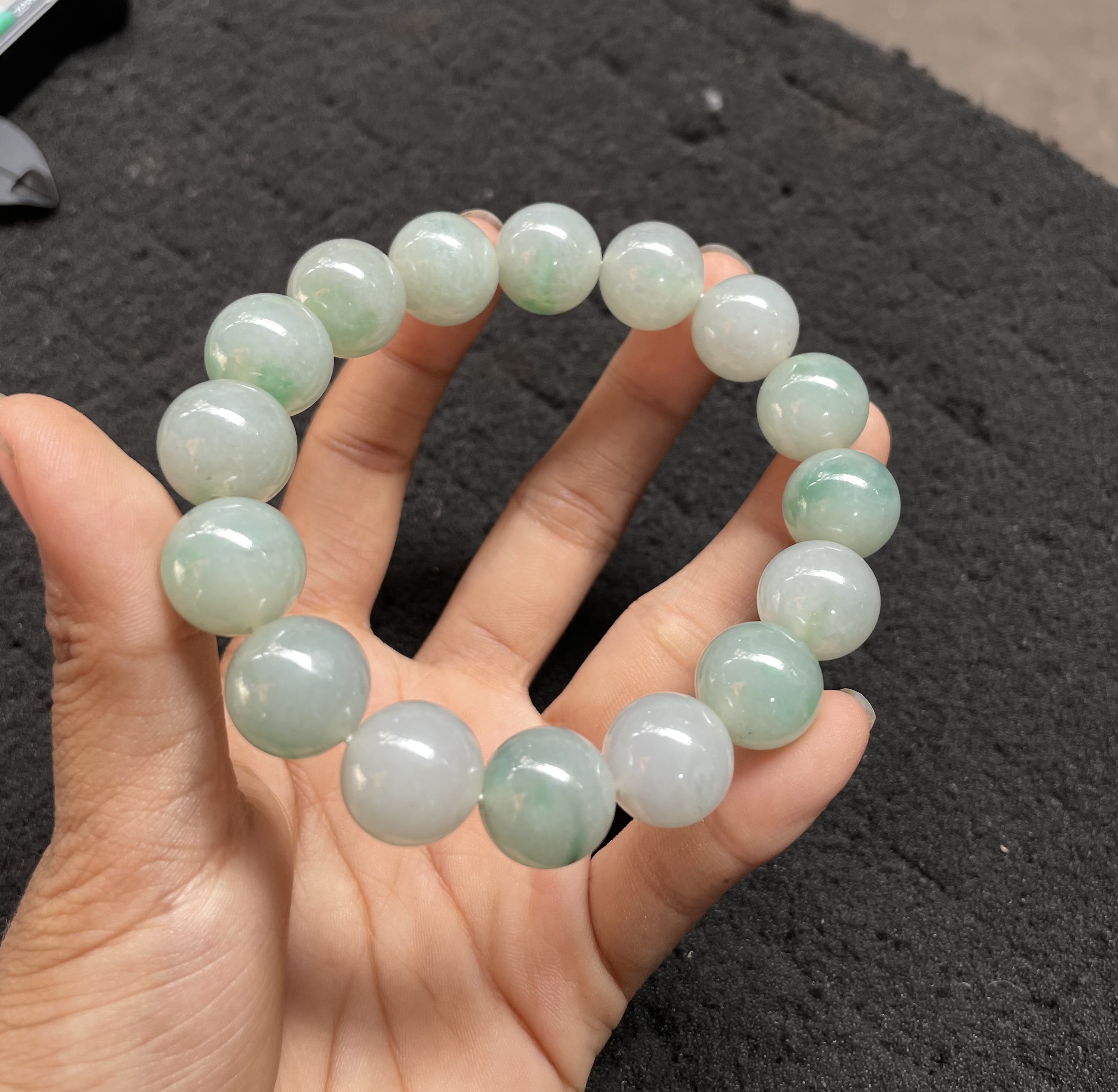 Light Green and White Jade Bead Bracelet
