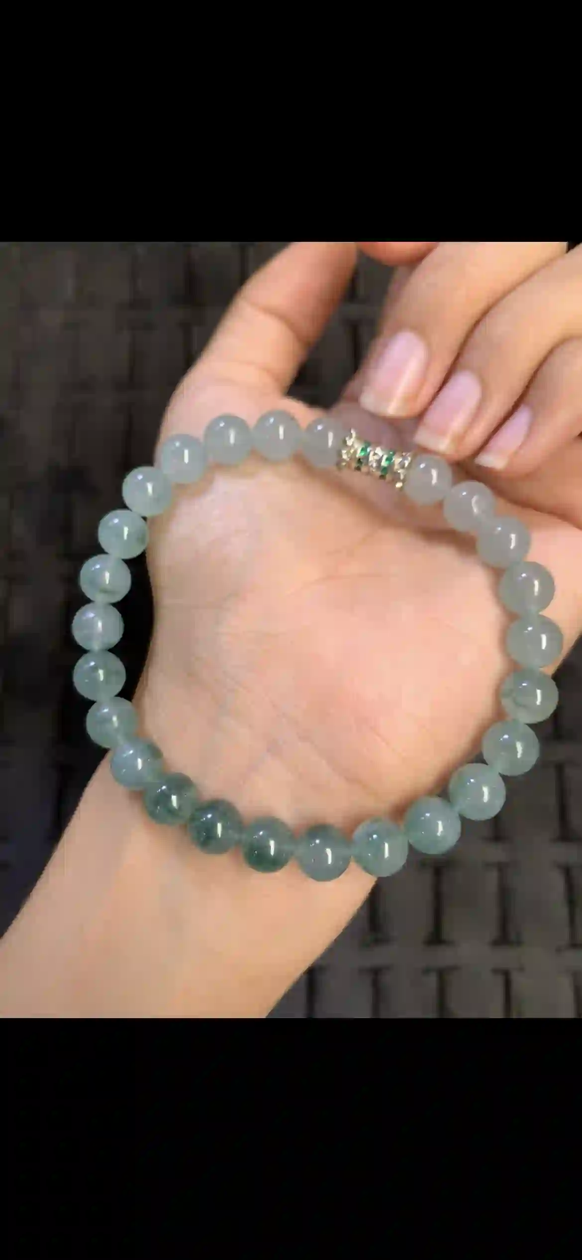 Icy Blue-Green Floating Jadeite Bead Bracelet | Myanmar Jadeite reference #15630001