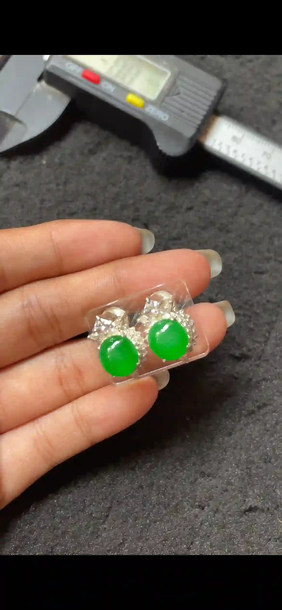  Vibrant Imperial Green Jadeite Stud Earrings with Diamond Halo | Myanmar Jadeite reference #6840004