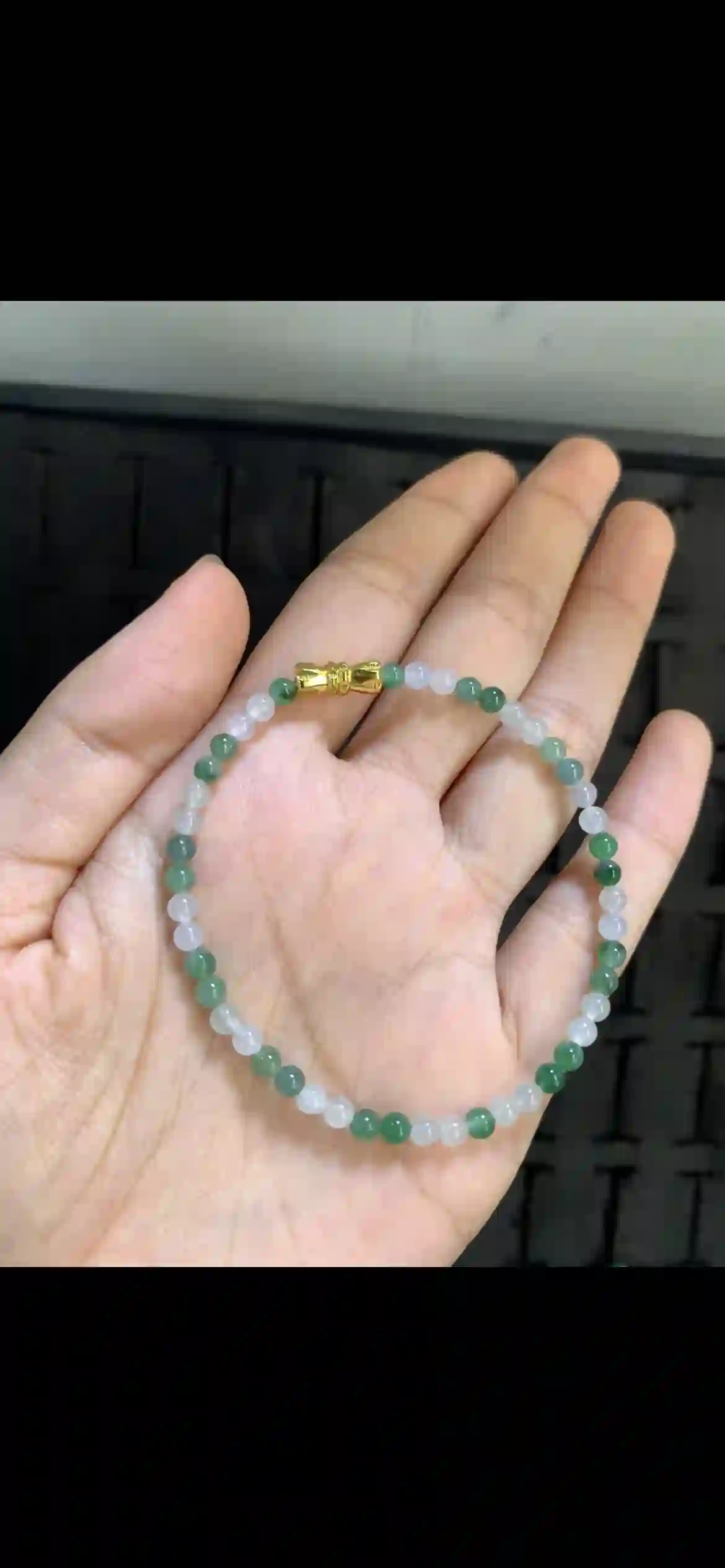 Tri-Tone Green & White Jade Bead Bracelet with Gold Barrel Clasp | Myanmar Jadeite reference #20010001