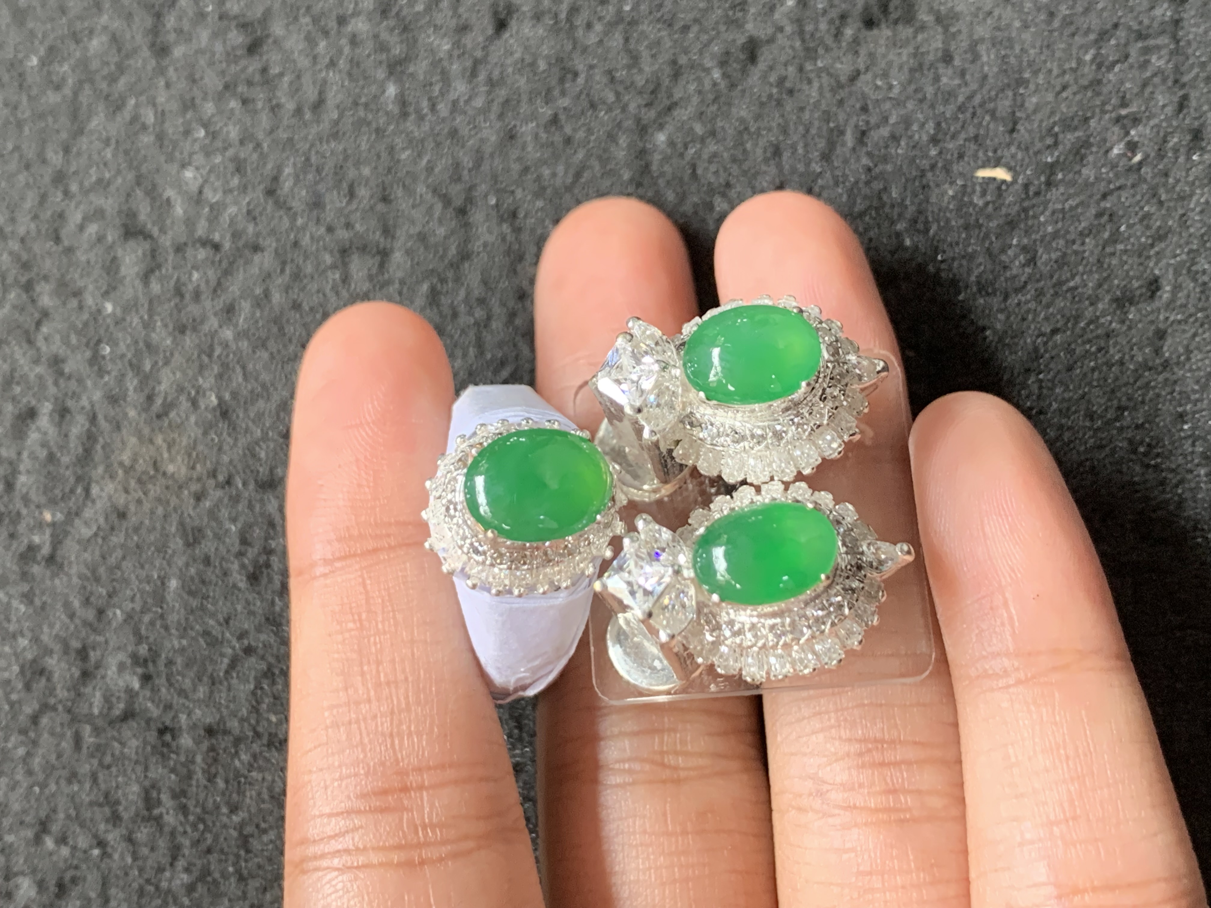 Elegant Green Jade Jewelry Set - Burmese Jadeite Type A from Hpakant, Myanmar | Myanmar Jadeite