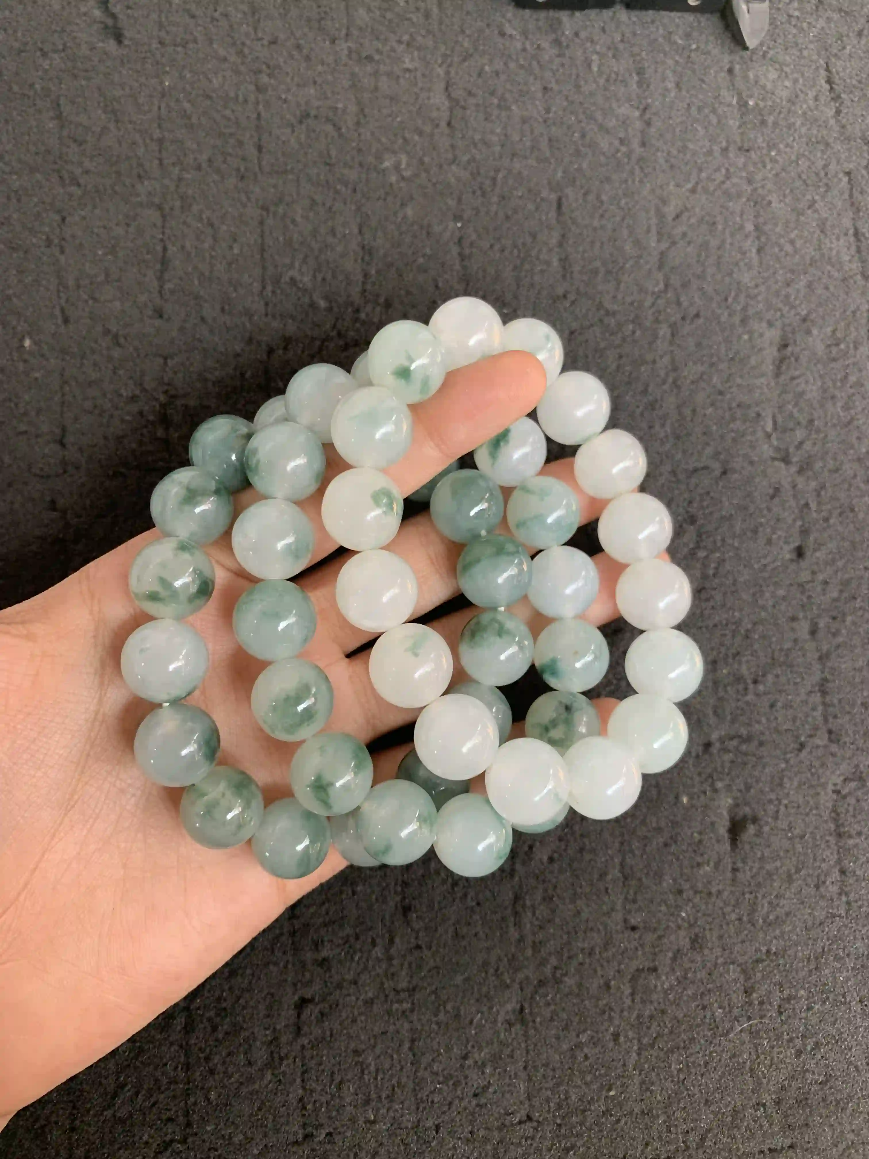  Jade Beaded Bracelets with Green Veins | Myanmar Jadeite reference #1440005