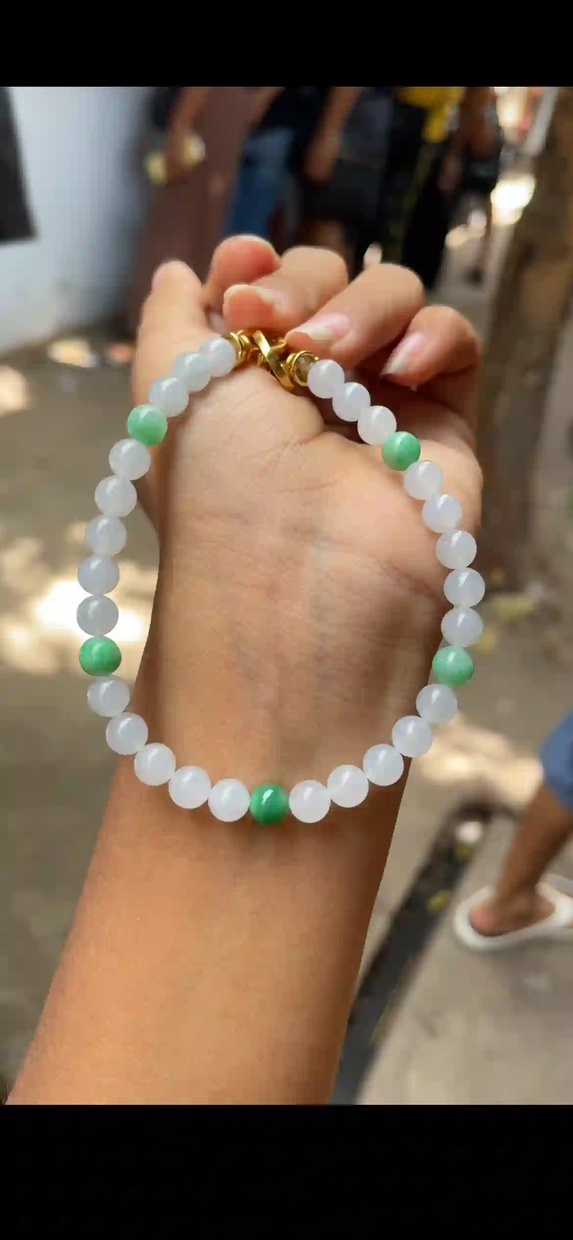 Icy White & Apple Green Jadeite Bead Bracelet with Gold Clasp | Myanmar Jadeite reference #10260001