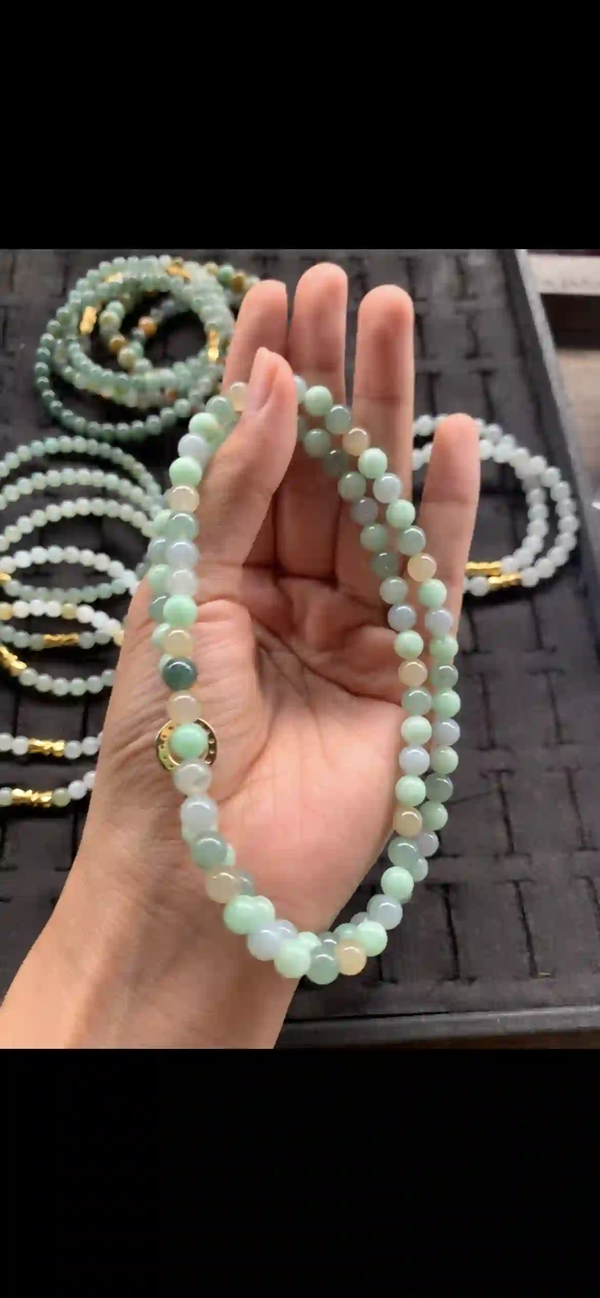 Multicolor Gradient Jade Bead Necklace with Gold Lobster Clasp | Myanmar Jadeite reference #18540001