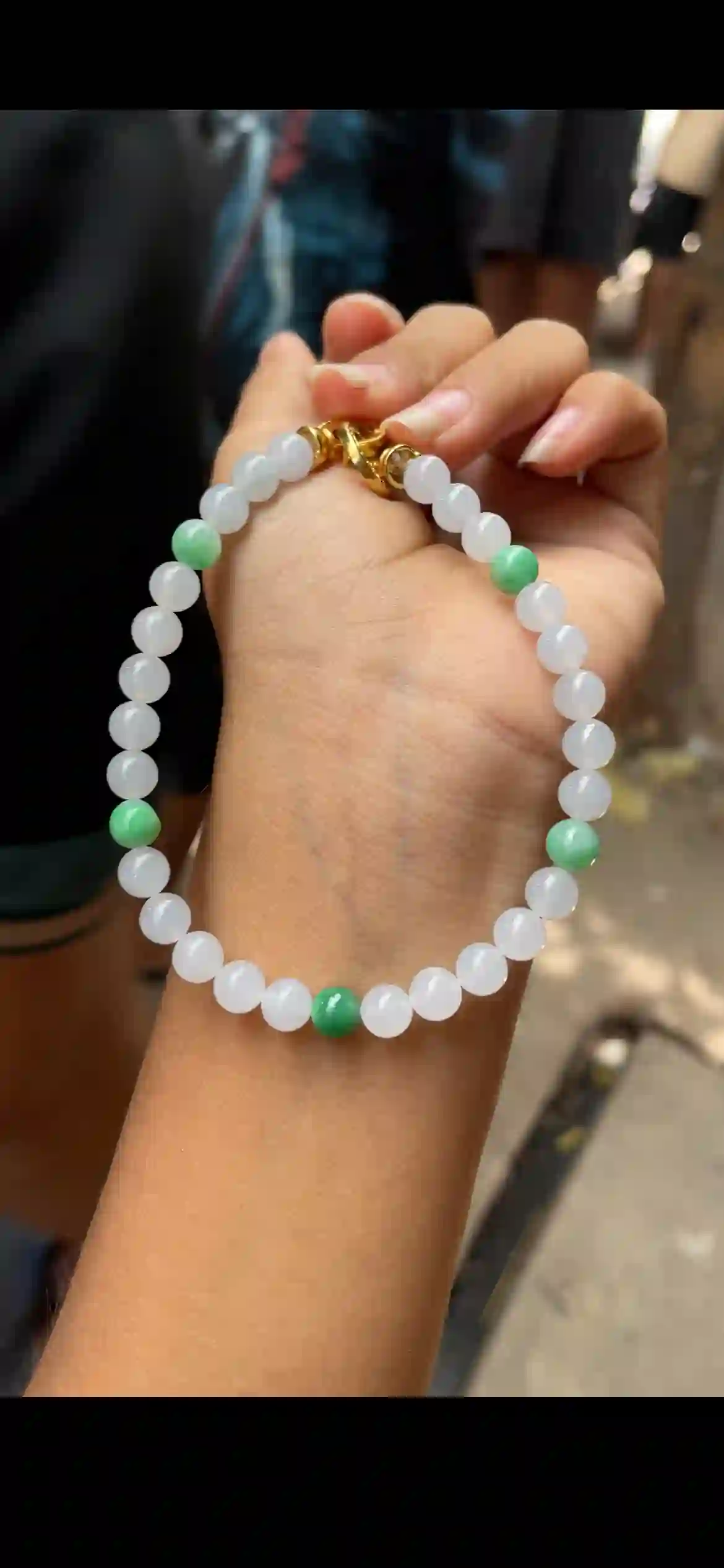 Icy White & Apple Green Jadeite Bead Bracelet with Gold Clasp, view 2 | Myanmar Jadeite reference #10260001