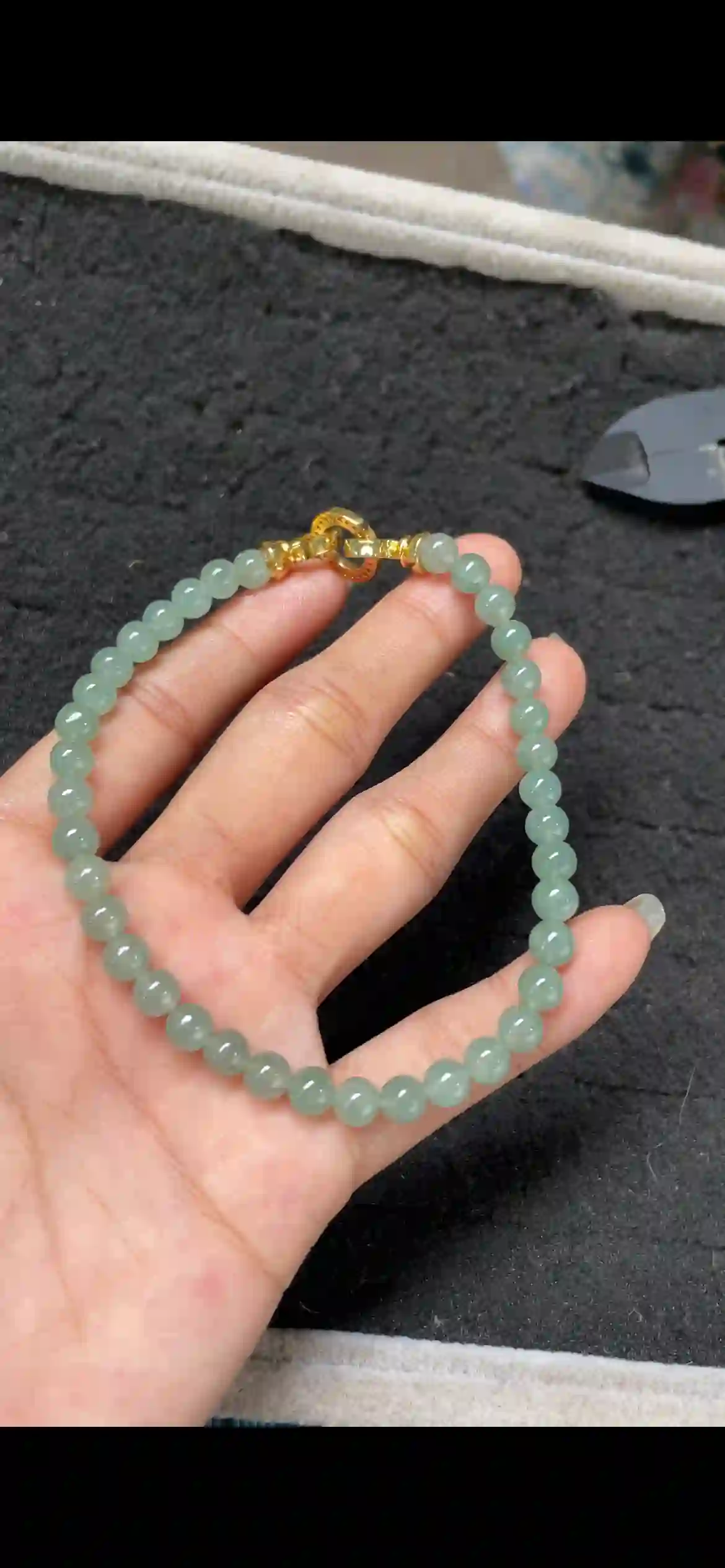 Icy Translucent Pale Green Jade Bead Bracelet with Gold Clasp | Myanmar Jadeite reference #5430001