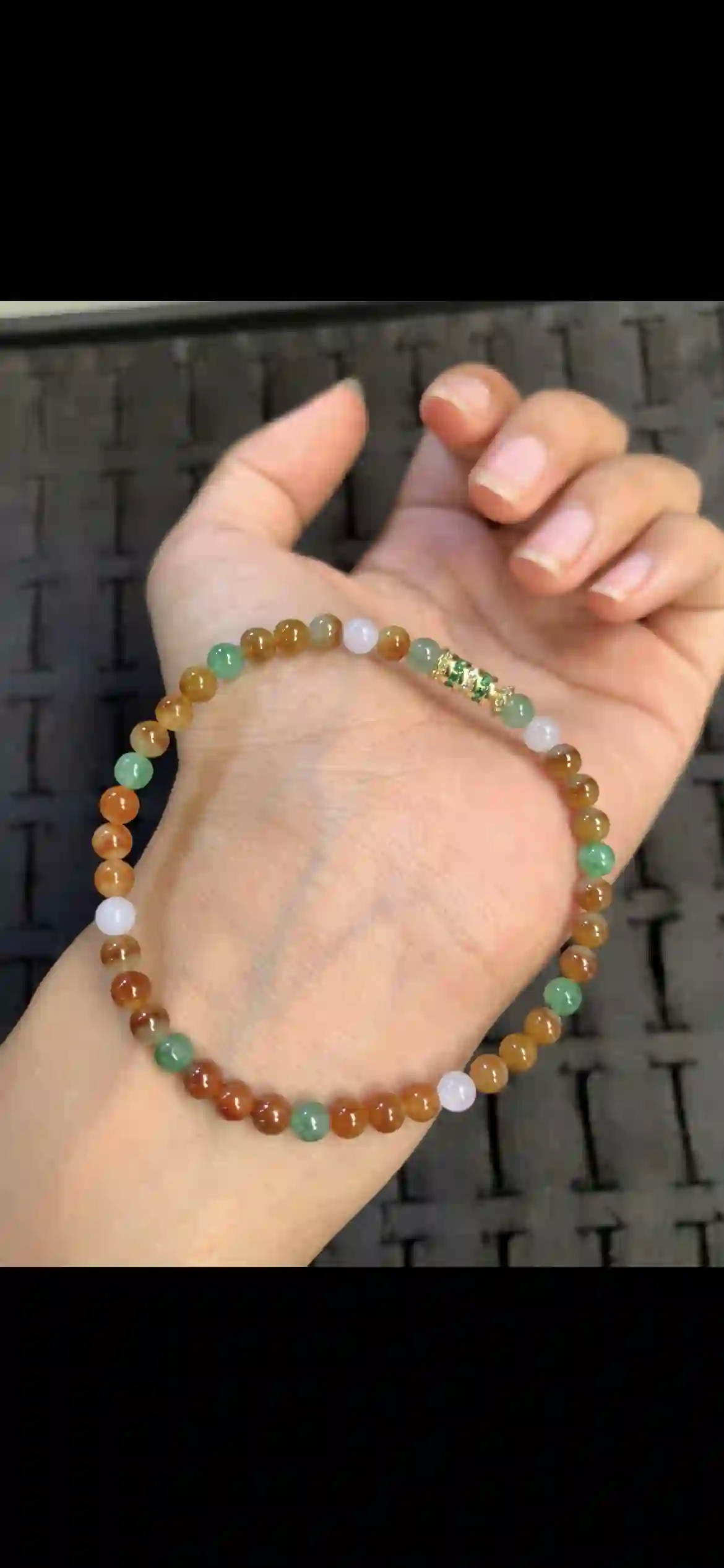 Multitone Green & Honey‑Yellow Icy Jadeite Bracelet | Myanmar Jadeite reference #14100001