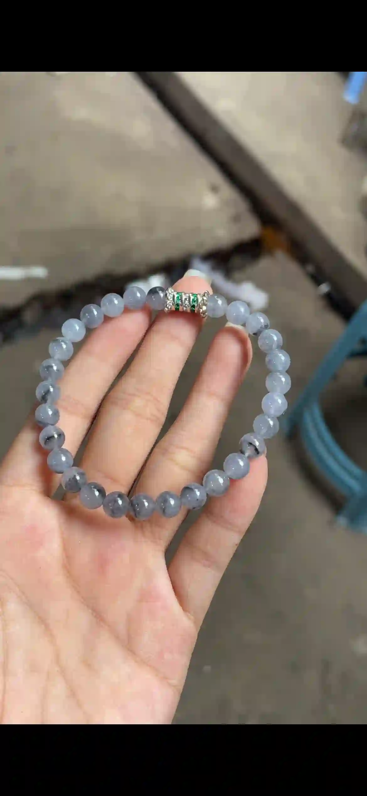 Icy Lavender‑Gray “Wuji” Jadeite Bead Bracelet with Gem‑Set Spacer | Myanmar Jadeite reference #9600001