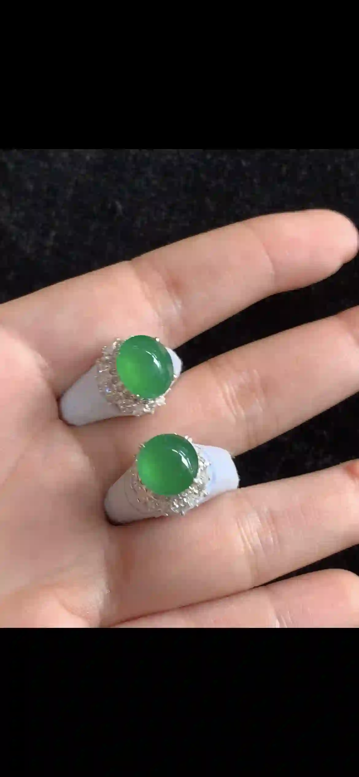 Pair of Vivid Imperial Green Jade Cabochon Rings — Diamond Halo Setting | Myanmar Jadeite reference #33990001