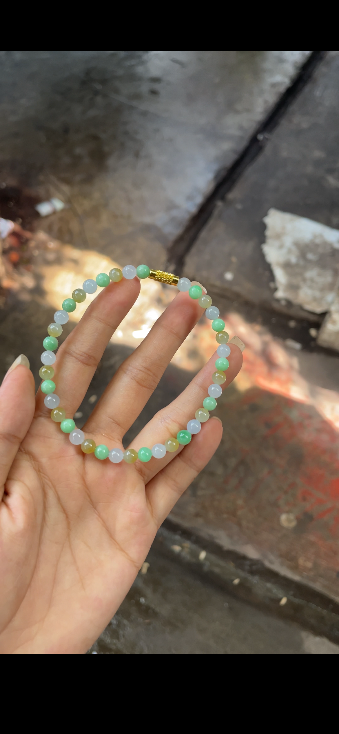 Pastel Tri-Color Jade Beaded Bracelet — Green, Yellow & White