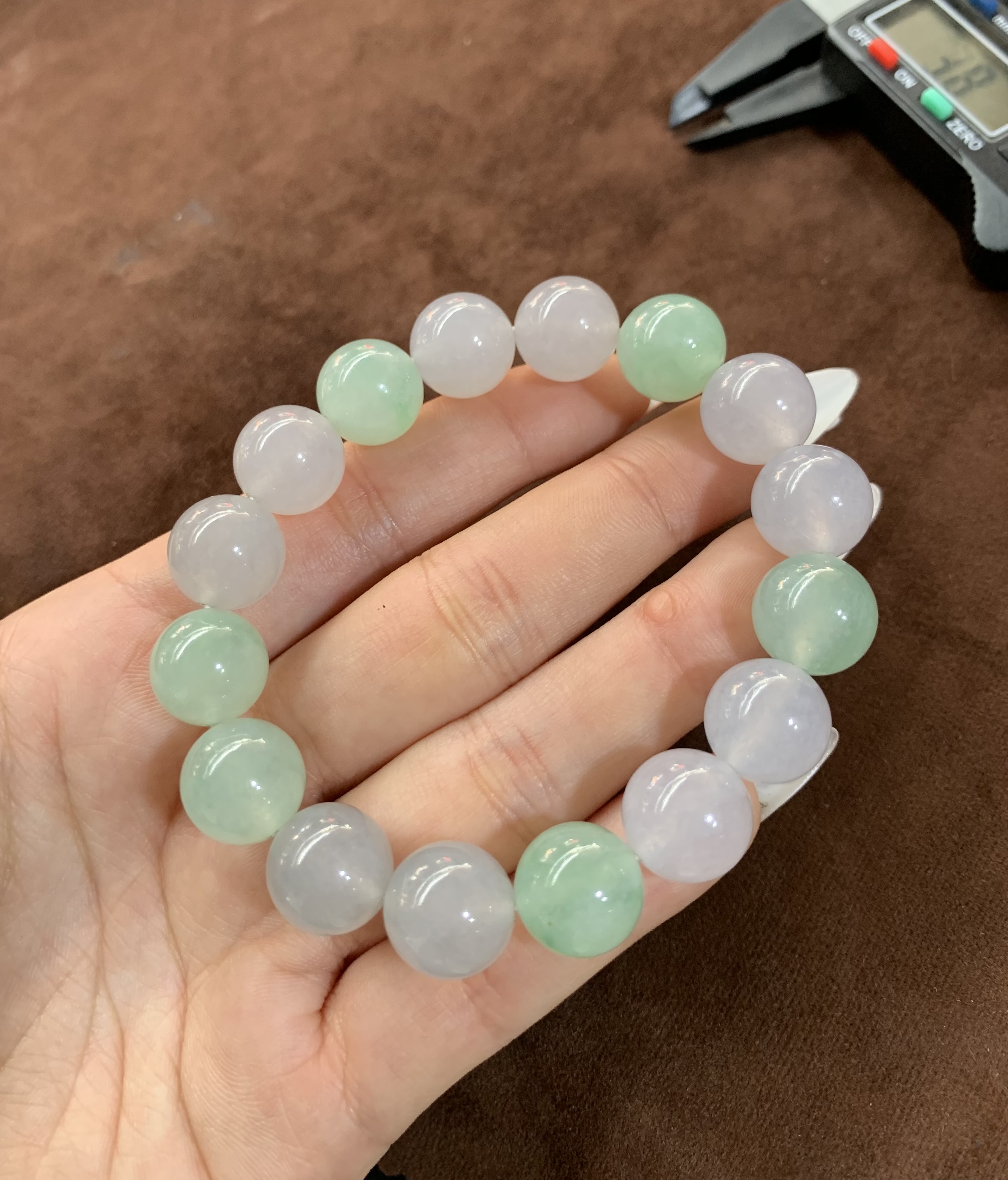 Pastel Green & Lavender Jadeite Beaded Stretch Bracelet
