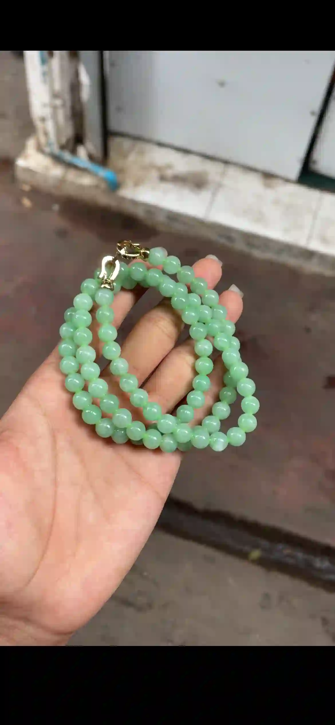 Triple-Strand Fresh Mint Green Jade Bead Bracelet with Gold Clasp | Myanmar Jadeite reference #17760001