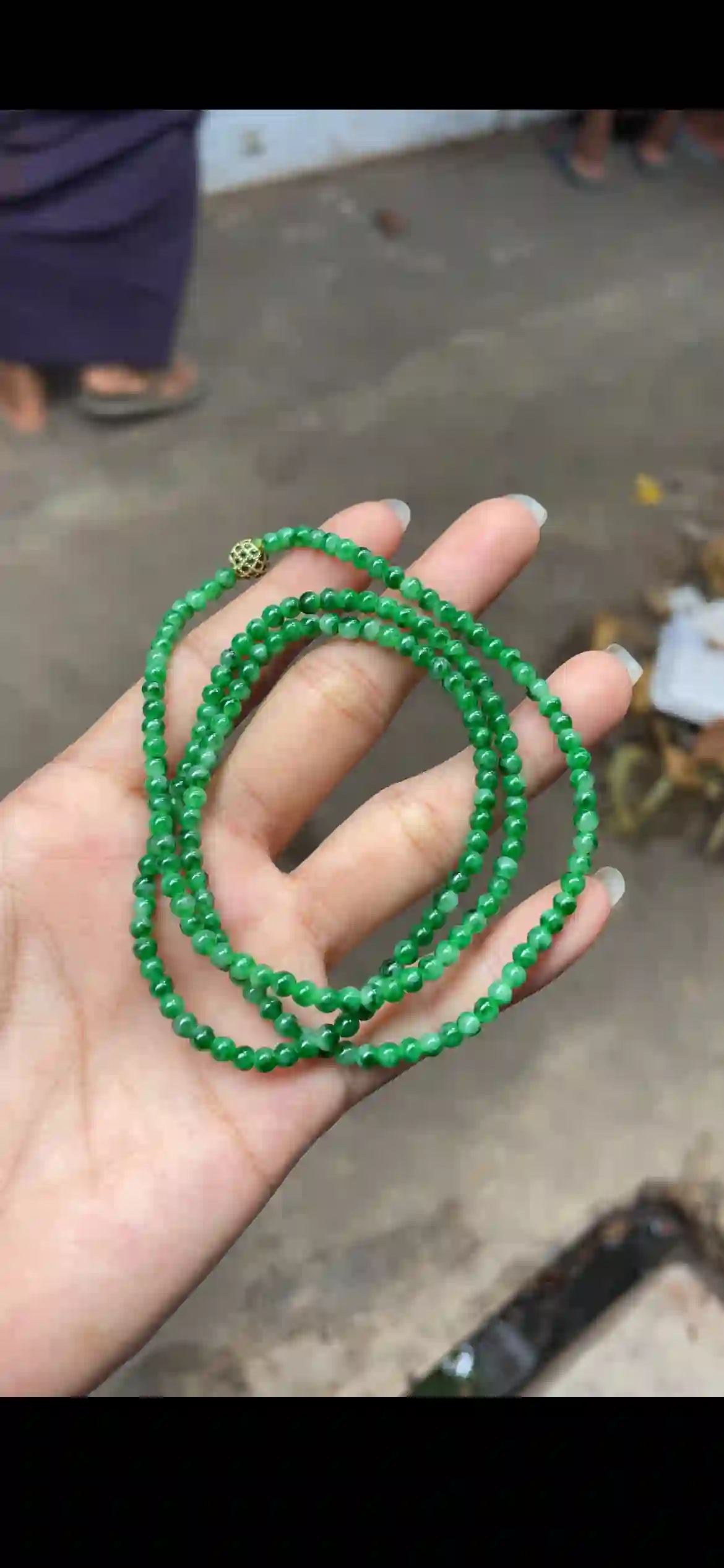 Vivid Full Green Jadeite Multi-Wrap Dainty Bracelet | Myanmar Jadeite reference #12240002