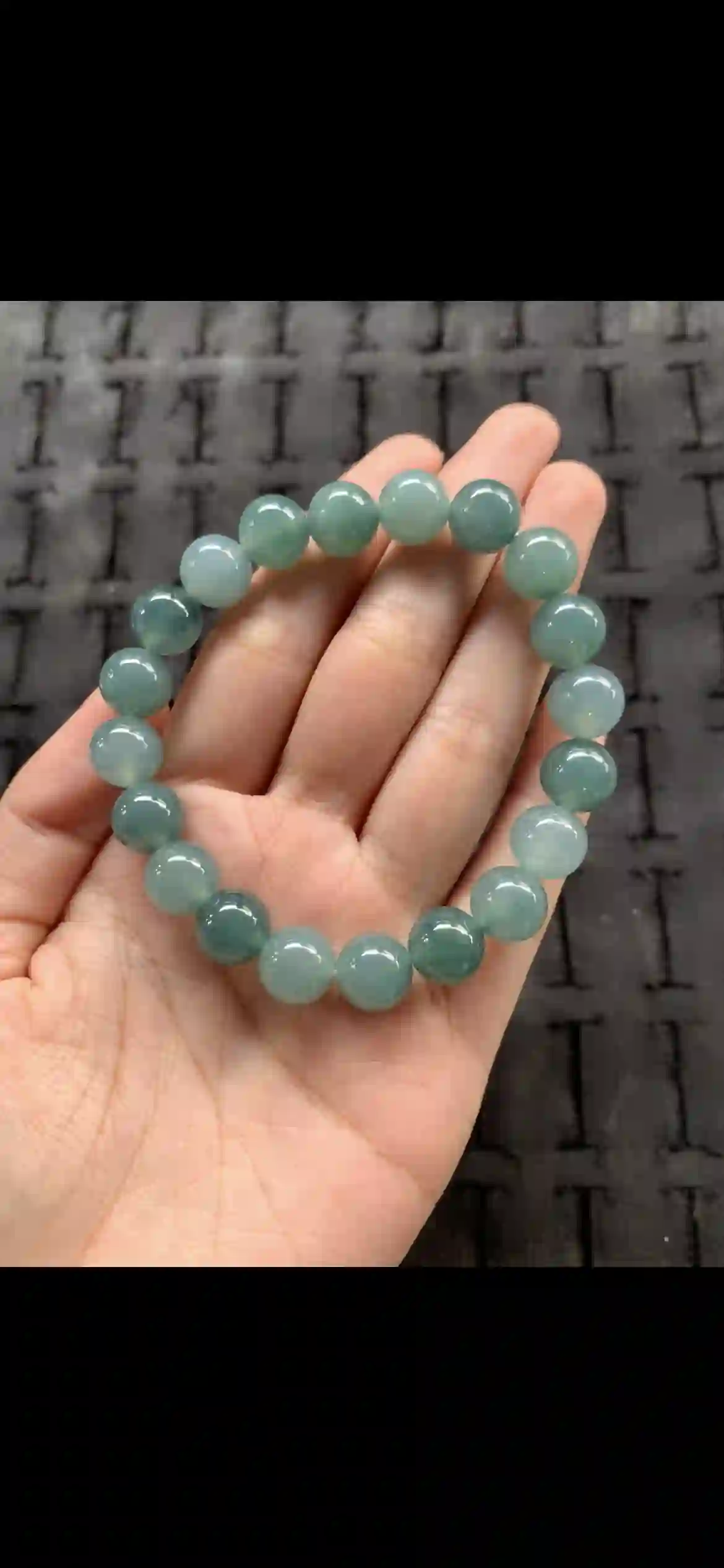 Deep Sea Green Gradient Jade Bead Bracelet | Myanmar Jadeite reference #21240001