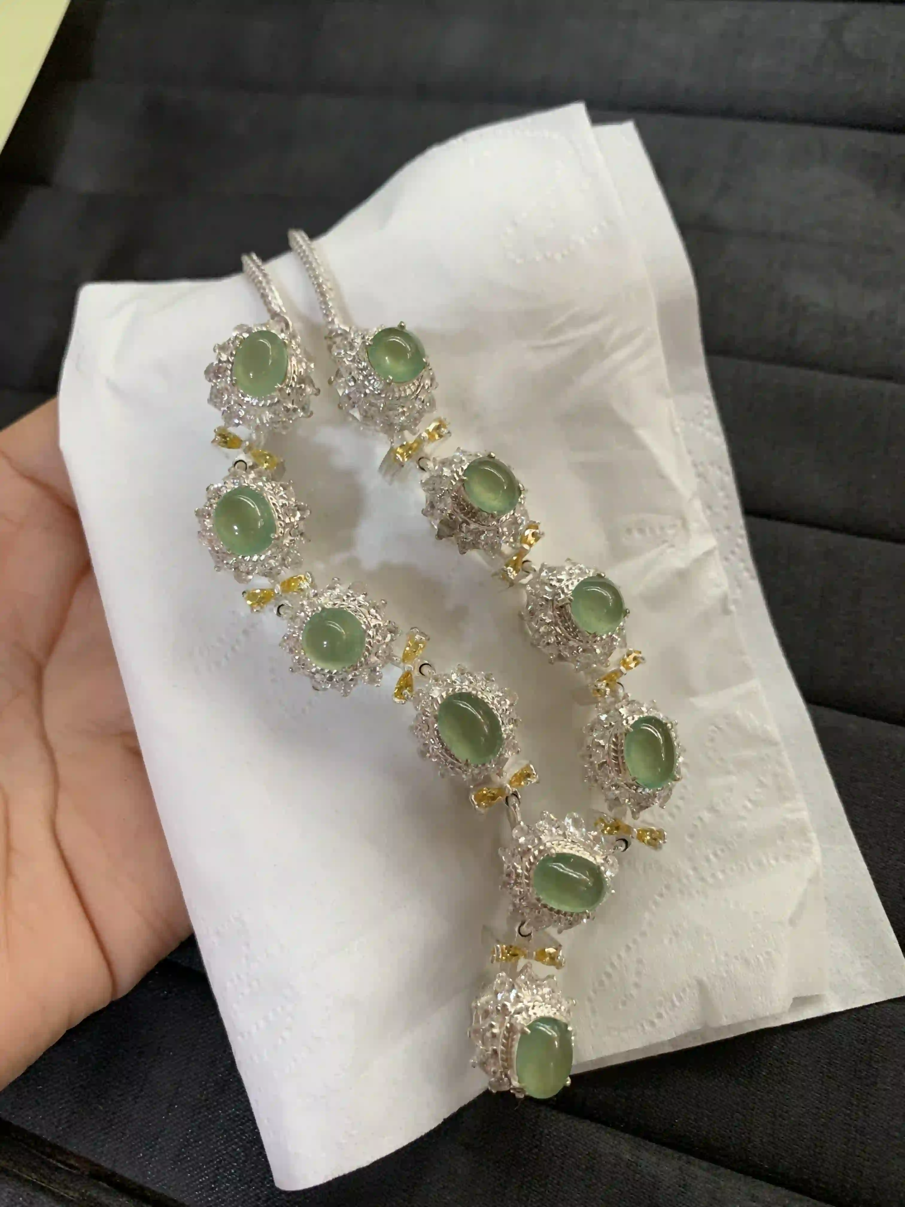 Luxurious Light Green Gemstone Necklace with Dual-Tone Metal Setting | Myanmar Jadeite reference #1530003