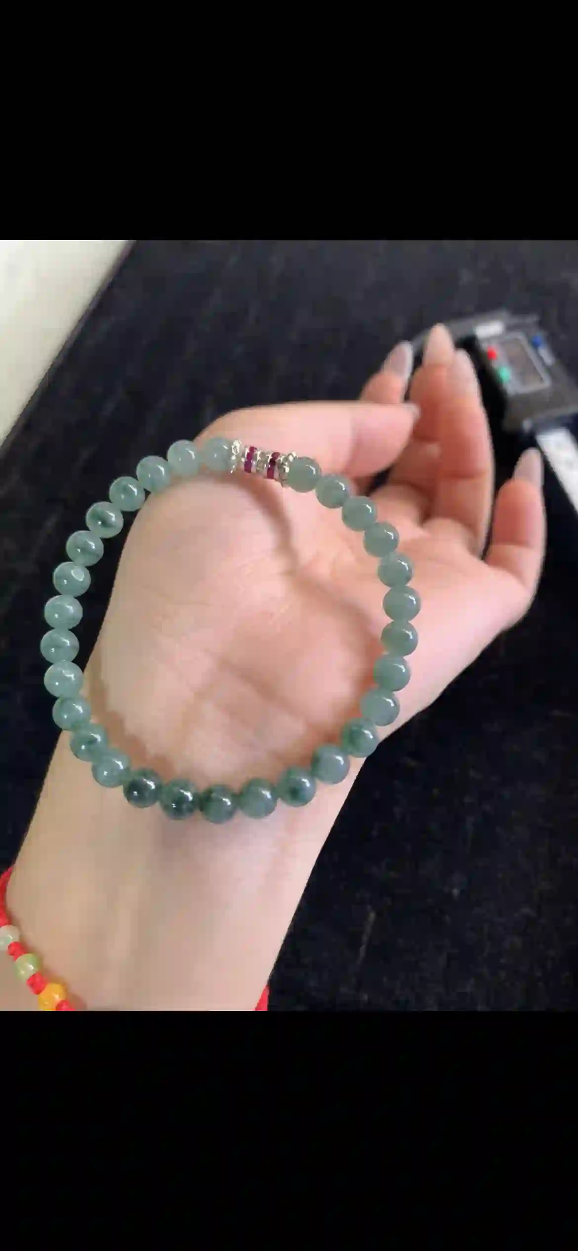 Gradient Deep Green Floating Jadeite Bead Bracelet with Decorative Spacer | Myanmar Jadeite reference #22170001