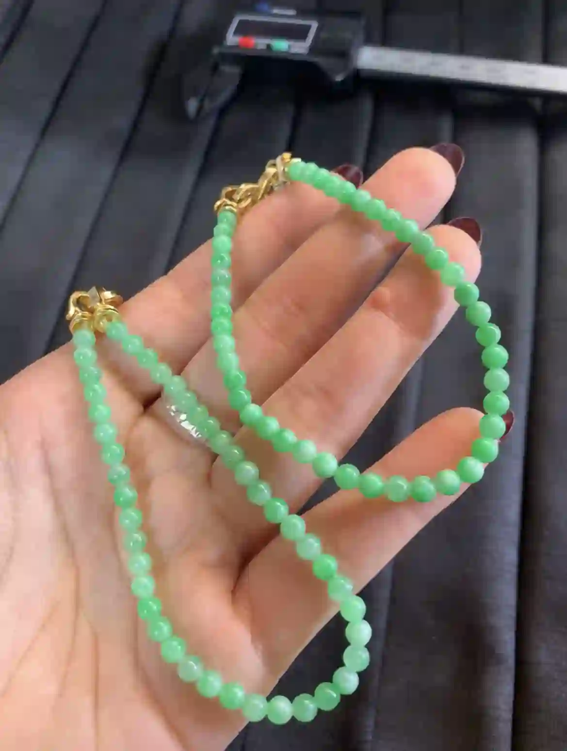  Natural Icy Green Jadeite Beaded Bracelet with Gold Plated Clasp | Myanmar Jadeite reference #3210001