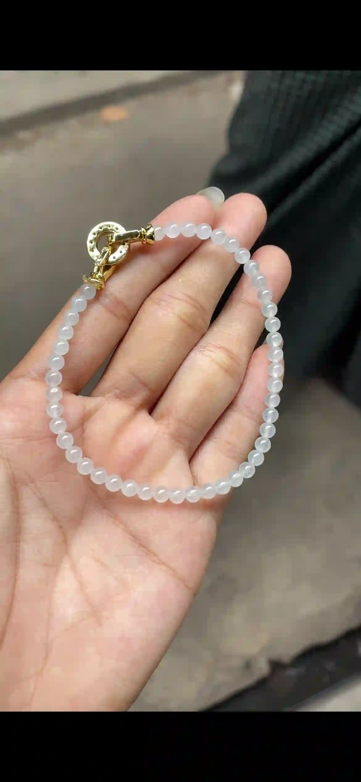 Icy White Translucent Jadeite Bead Bracelet | Myanmar Jadeite reference #7830001