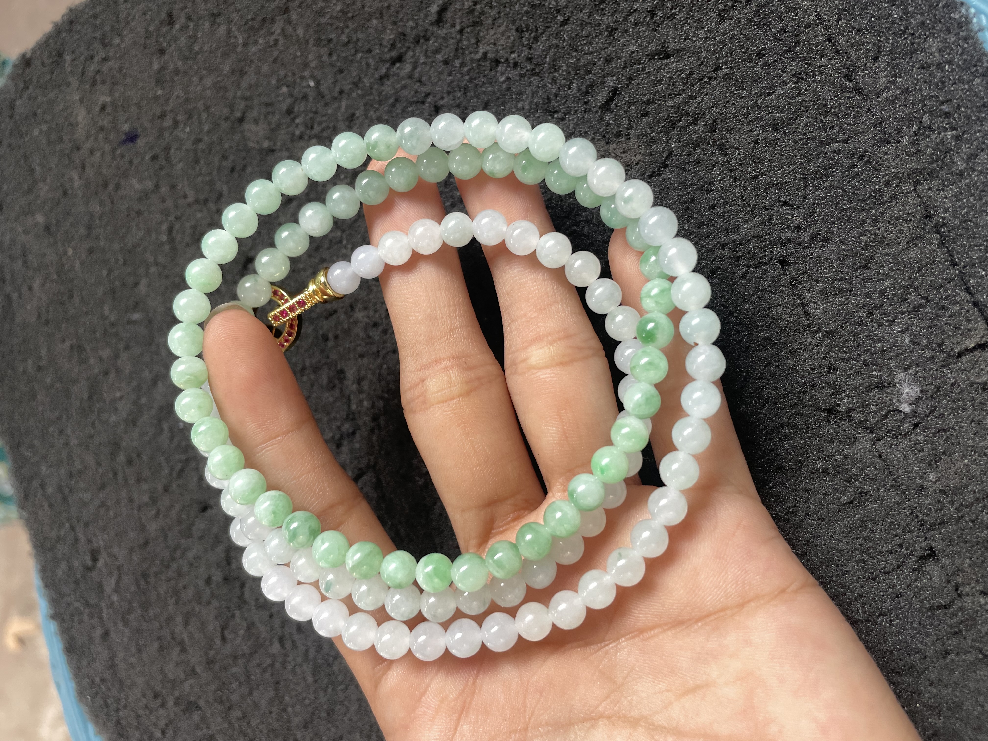 Green and White Jade Beaded Multi-strand Necklace/Bracelet with Embellished Title: