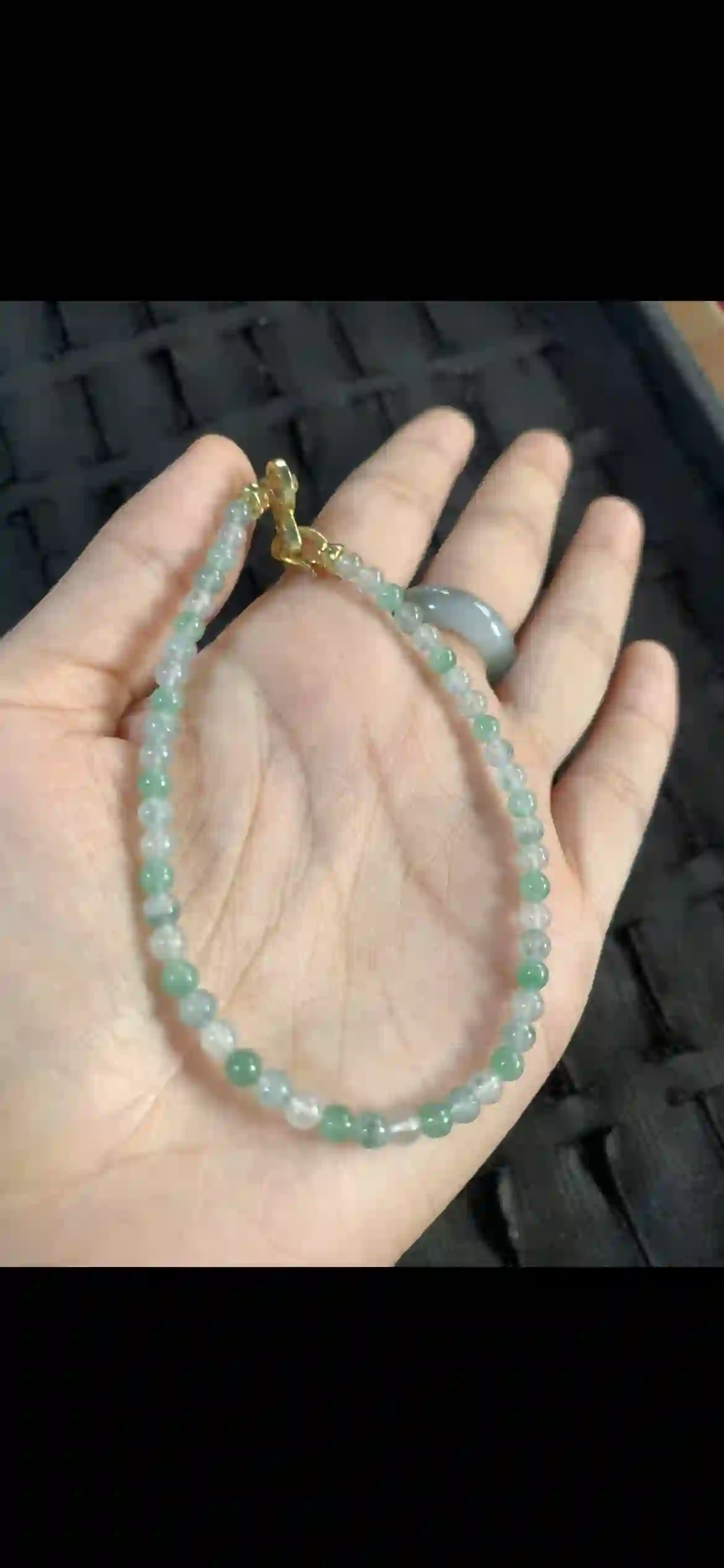 Delicate Gradient Green Jadeite Bead Bracelet with Gold‑Tone Clasp | Myanmar Jadeite reference #26400001