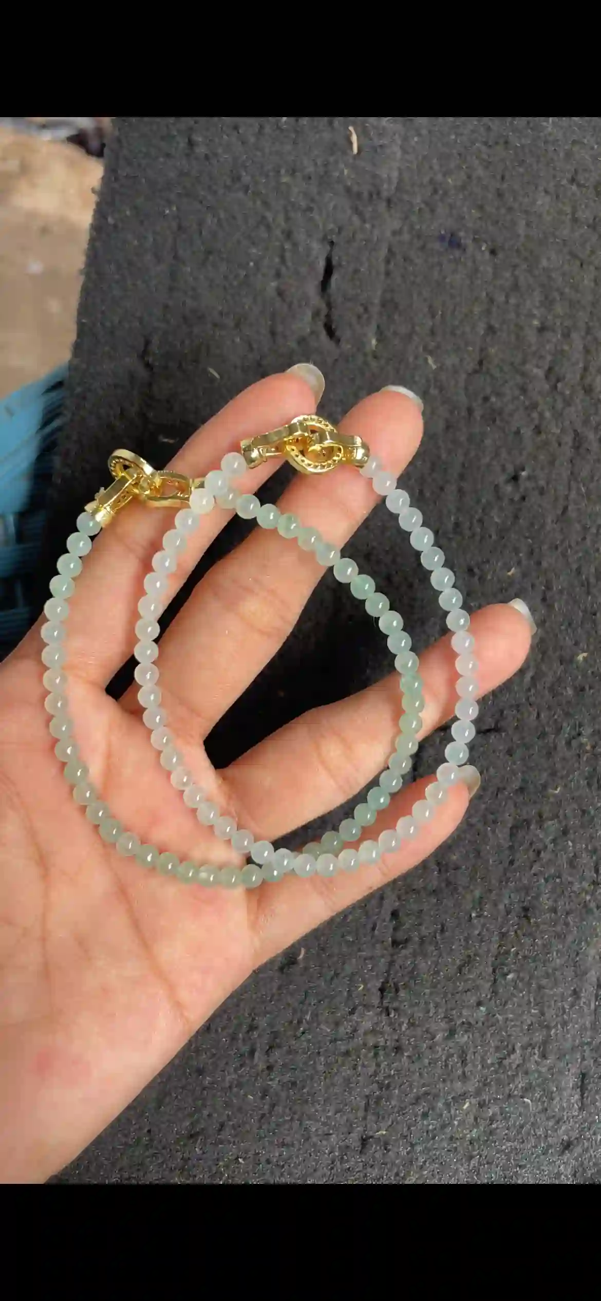 Icy Gradient Pale Green Jadeite Beaded Bracelet with Gold Clasp | Myanmar Jadeite reference #4380001