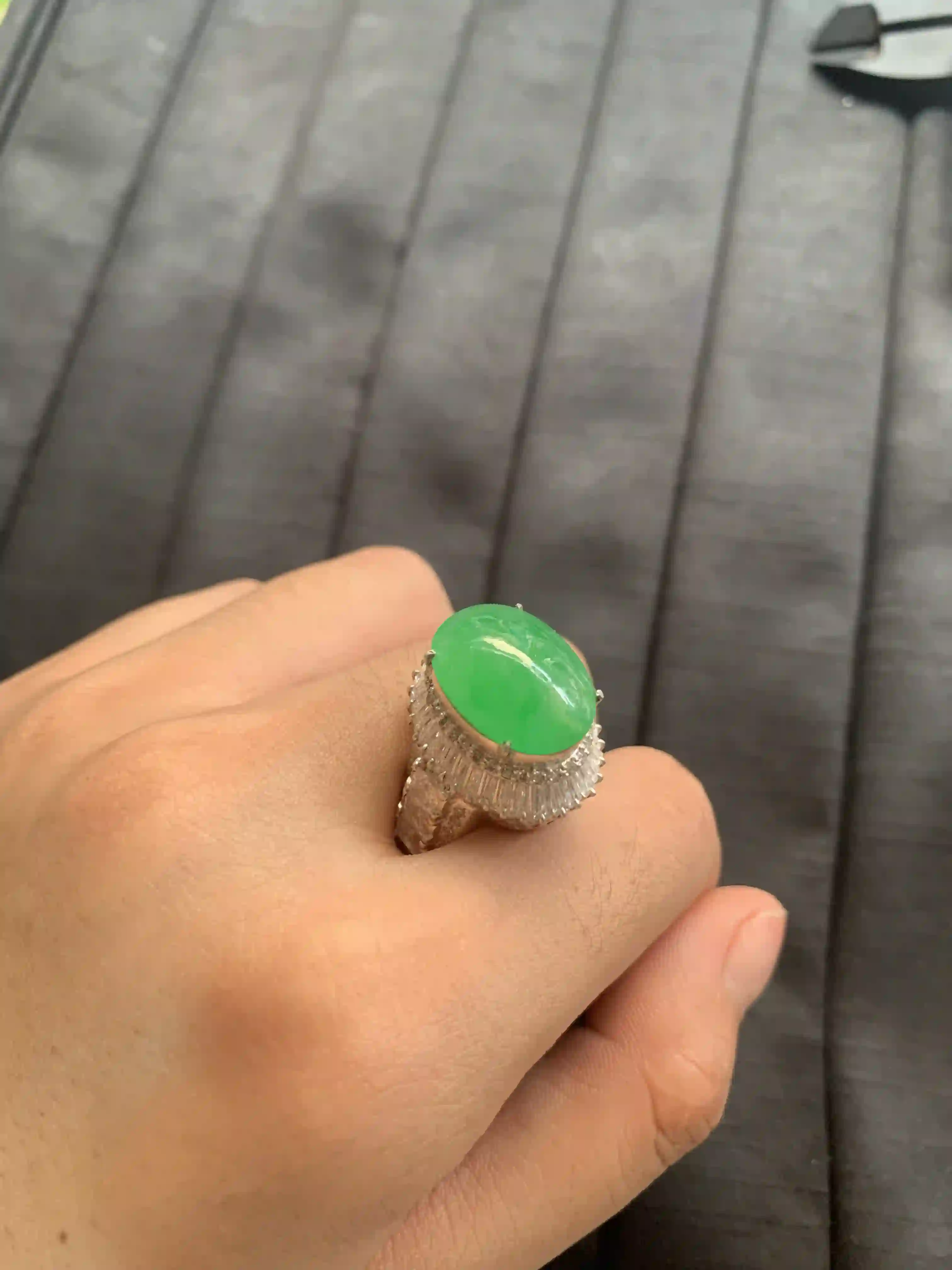 Apple Green Jadeite Statement Ring | Myanmar Jadeite reference #2190004