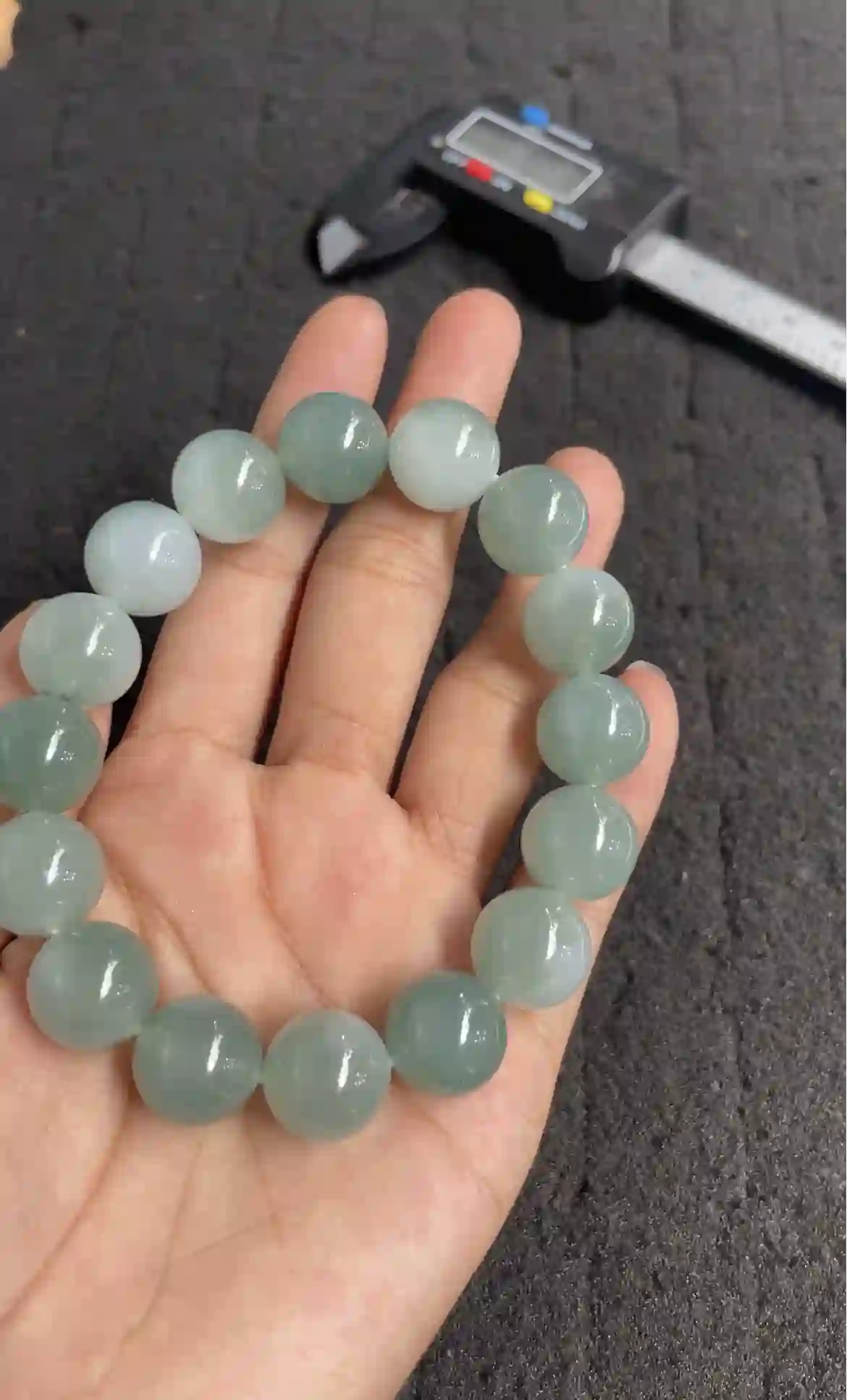 Natural Icy Green Jade Beaded Braceletm | Myanmar Jadeite reference #2310008