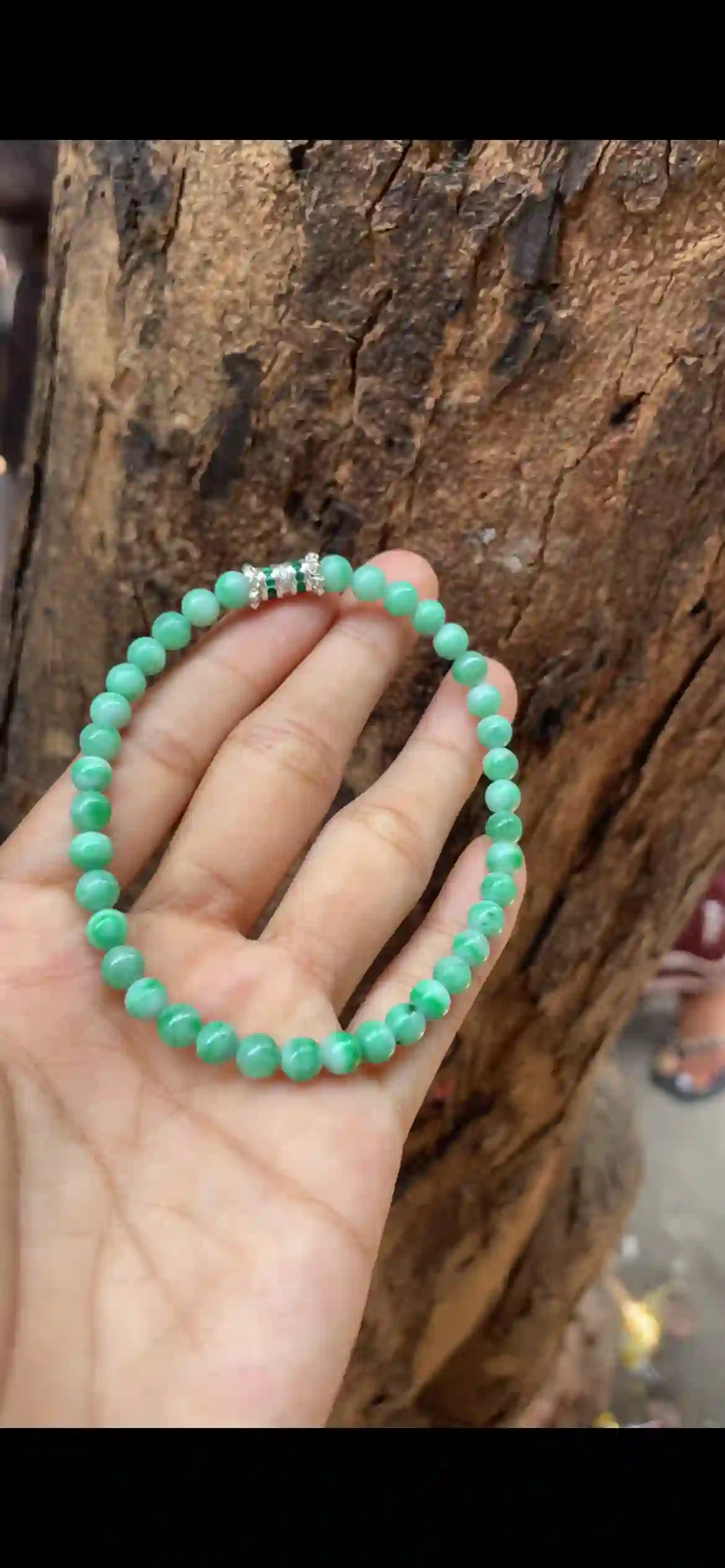 Natural Green Jade Beaded Bracelet | Myanmar Jadeite reference #2310007