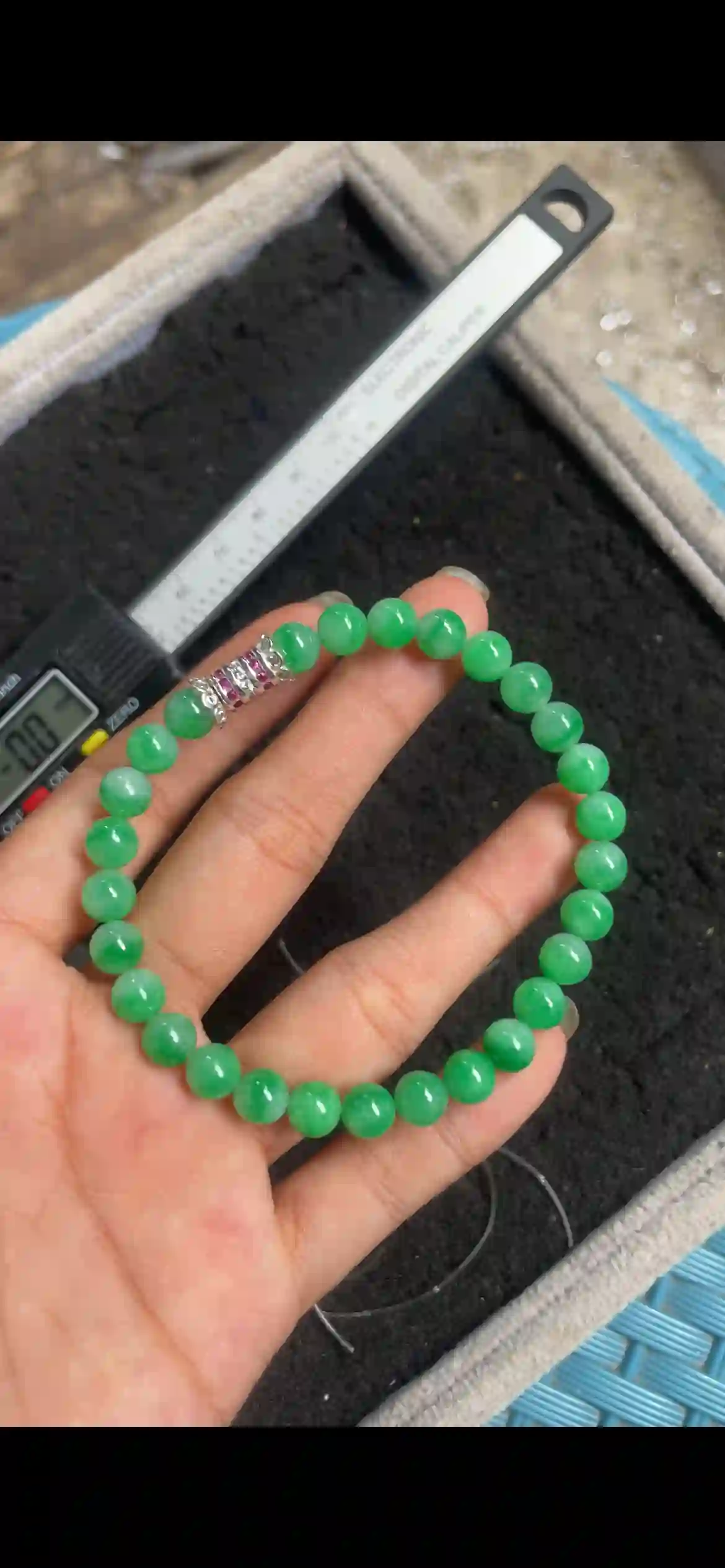 Vibrant Emerald Green Jade Bead Bracelet with Silver & Ruby Accent | Myanmar Jadeite reference #6210001