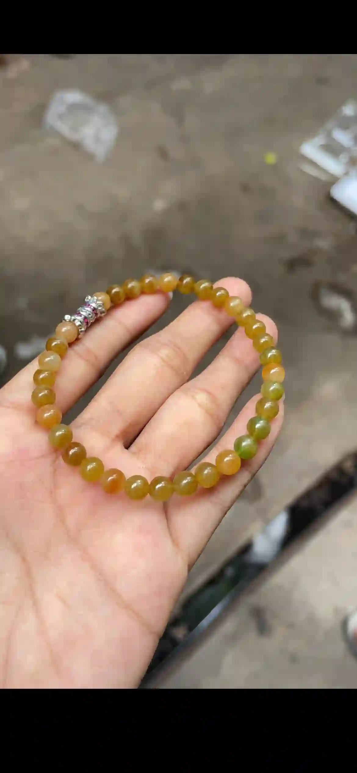 Icy Honey Yellow & Green Gradient Jadeite Bracelet | Myanmar Jadeite reference #11640001