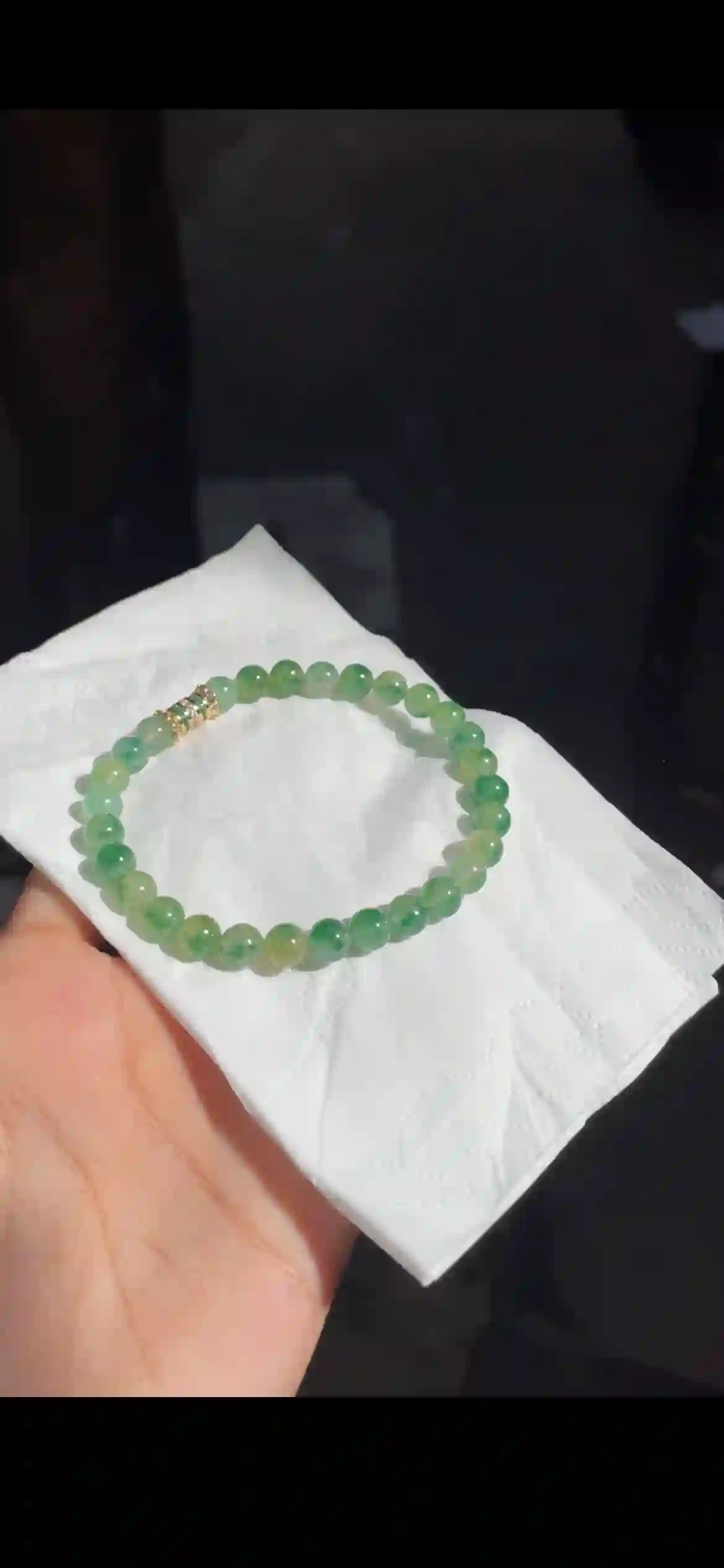 Single Strand Gradient Olive Green Jade Bead Bracelet with Gemstone Accent Clasp, view 2 | Myanmar Jadeite reference #17430001