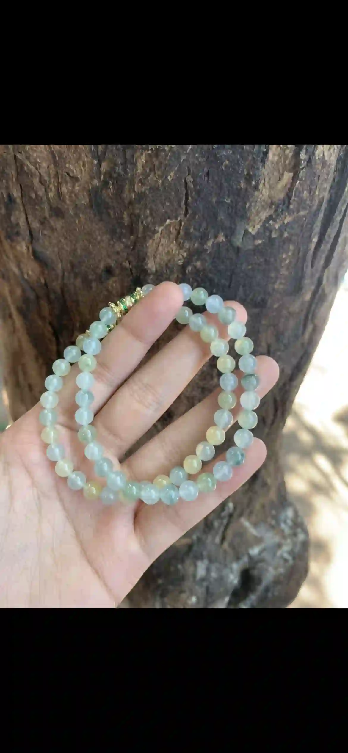 Soft Pastel Gradient Jade Beaded Bracelet with Gold & Emerald Accent | Myanmar Jadeite reference #37260001