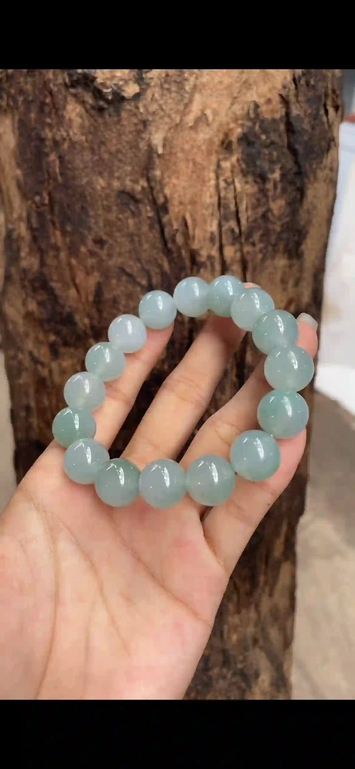 Icy Translucent Pale Blue-Green Jade Bead Bracelet – Large Smooth Round Gemstone Beads | Myanmar Jadeite reference #5370001