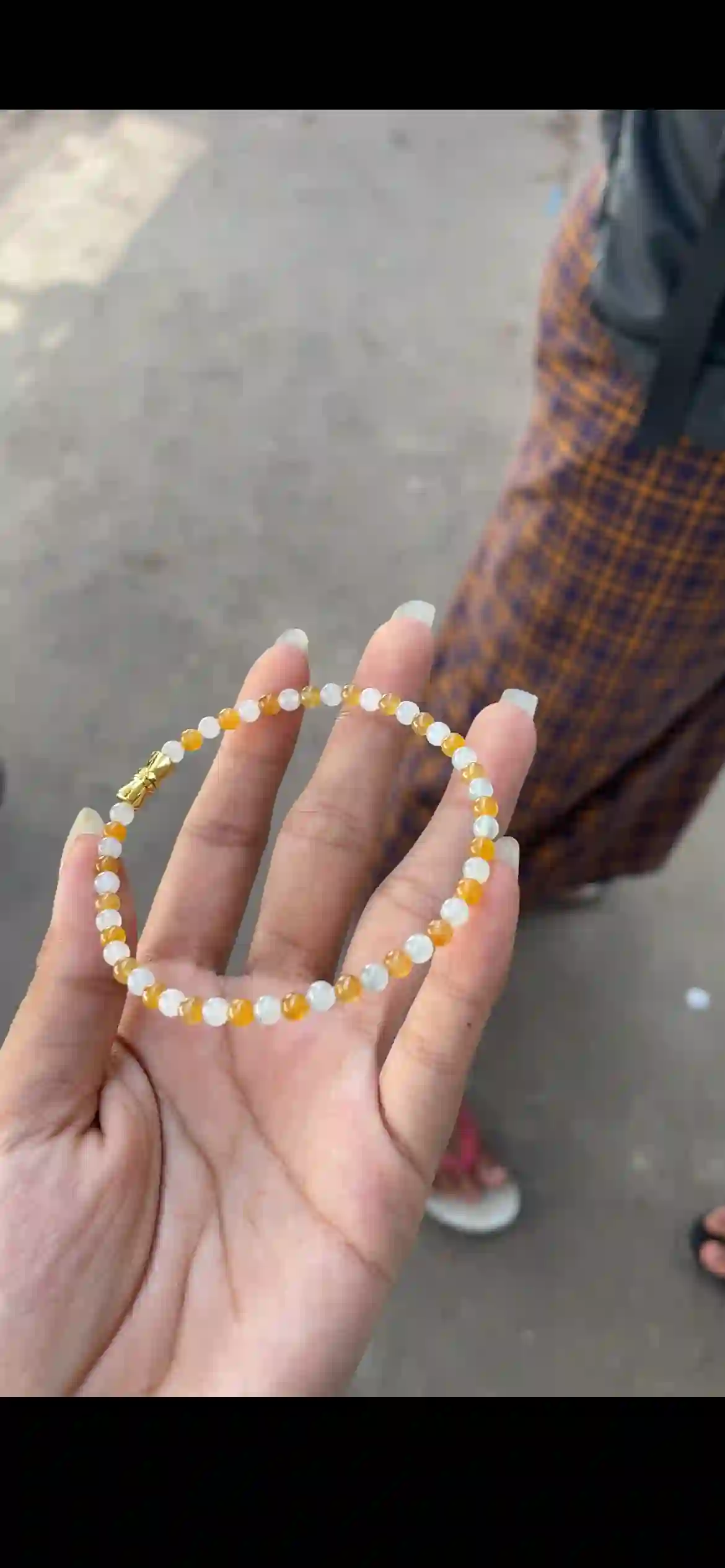 Sunset Glow White & Honey Jadeite Bead Bracelet | Myanmar Jadeite reference #16050001