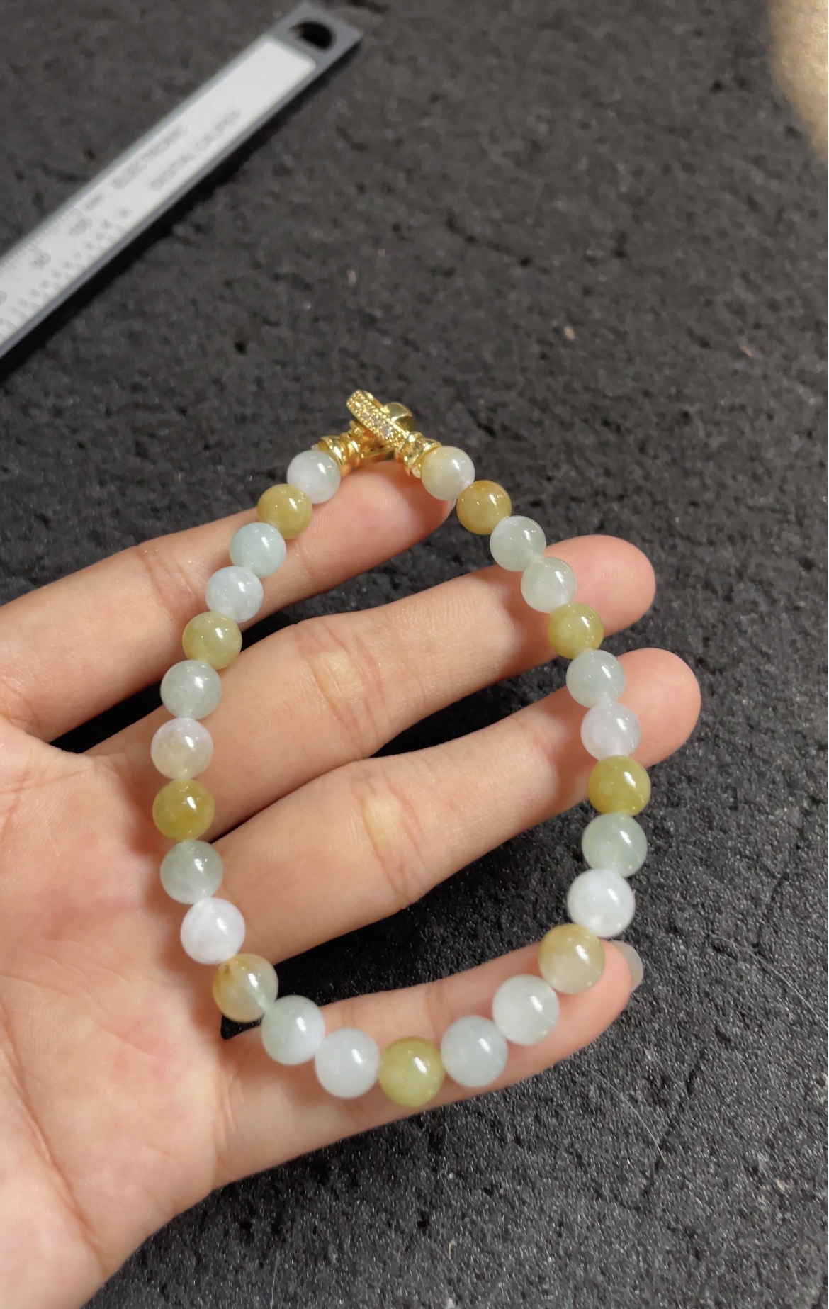 Natural Icy Green & Yellow Jade Beaded Bracelet - Burmese Jadeite Type A from Hpakant, Myanmar | Myanmar Jadeite