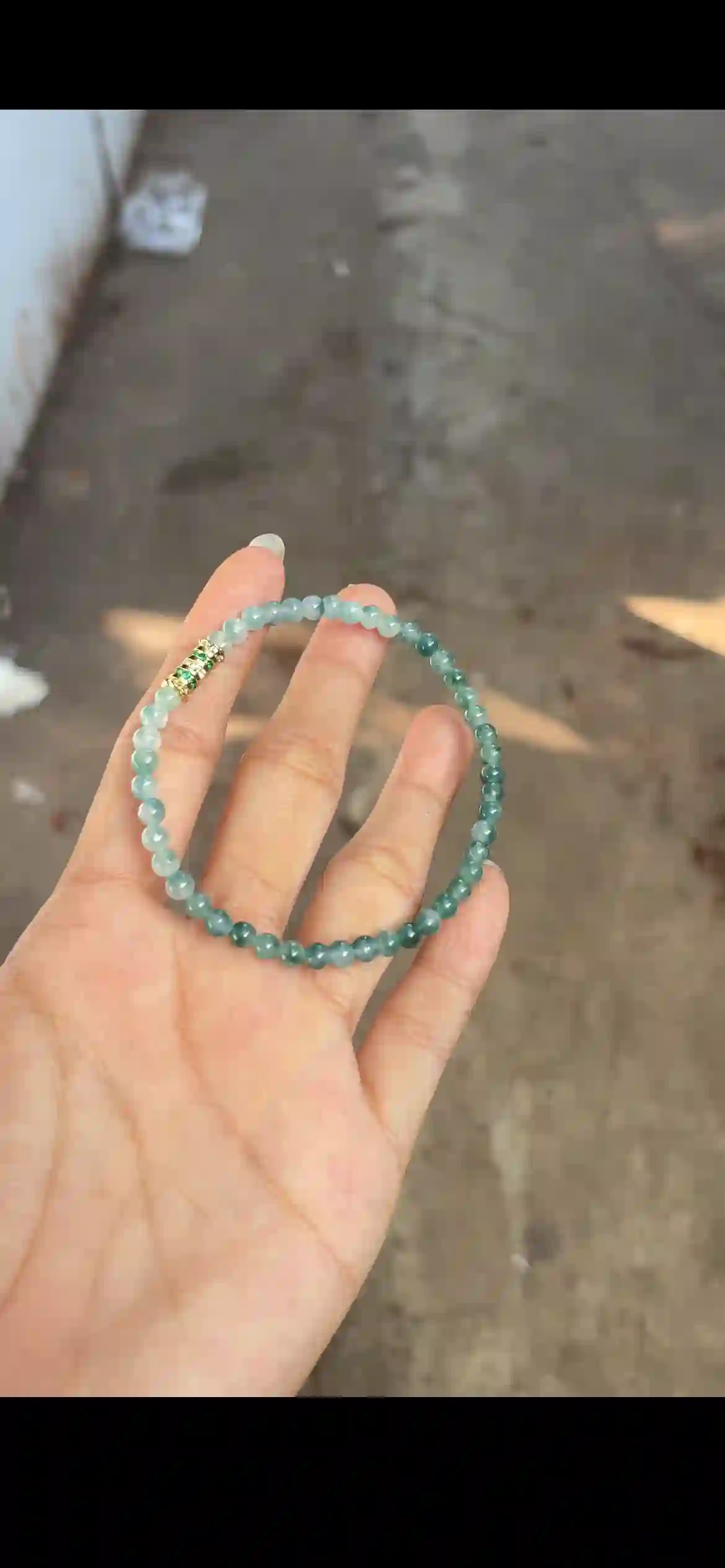 Gradient Teal-Icy Jade Delicate Beaded Bracelet — Gold & Green Accent | Myanmar Jadeite reference #34320001