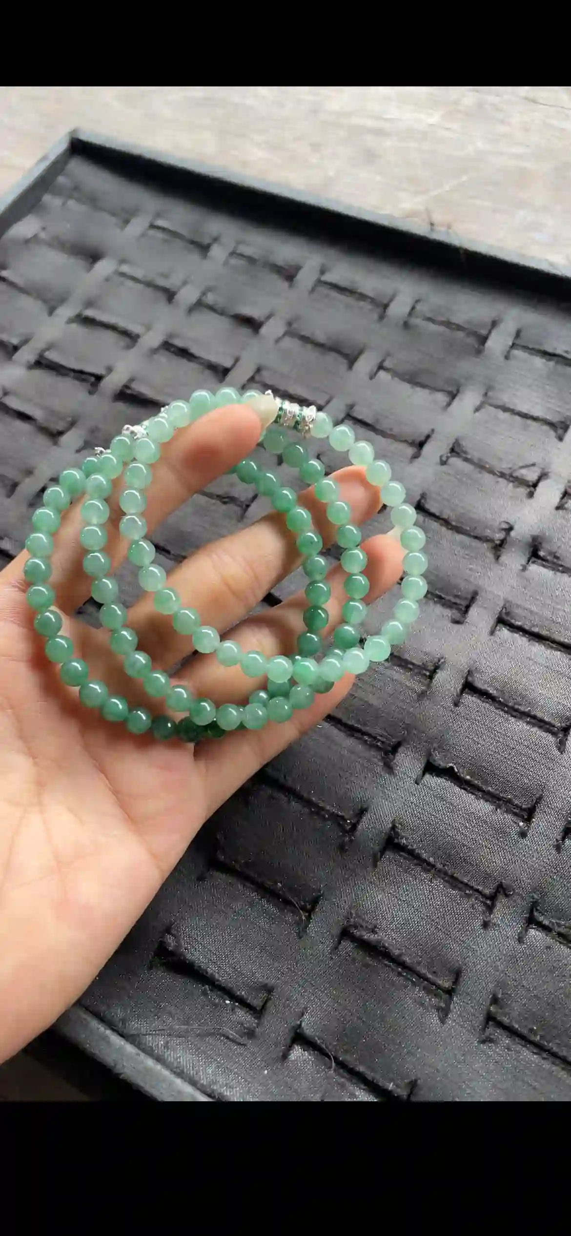 Fine Icy Green Jadeite Beaded Double Strand Bracelet with Silver Accentso | Myanmar Jadeite reference #23550001