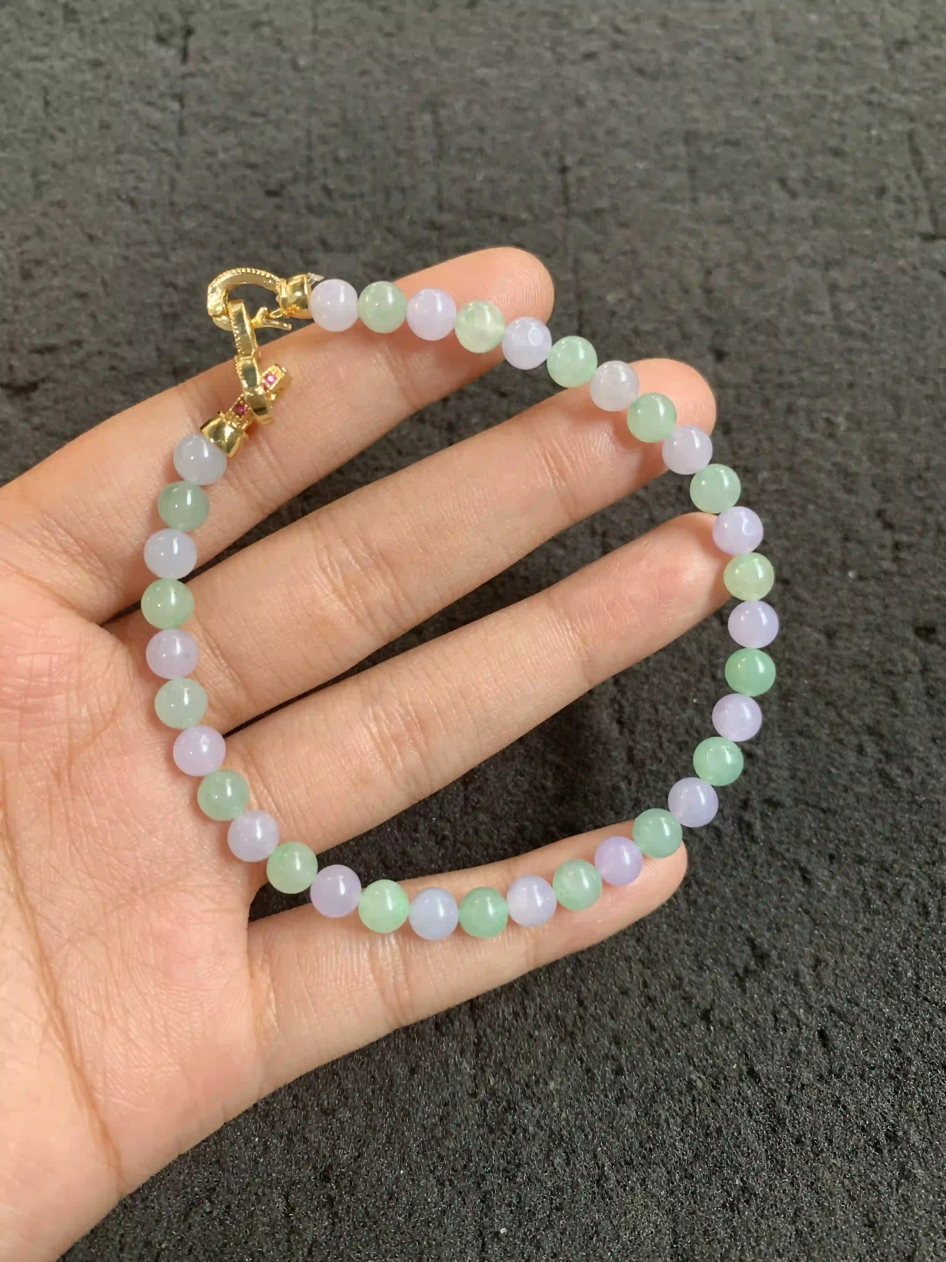 Pastel Purple and Green Jade Beaded Bracelet with Gold-Toned Clasp, view 2 | Myanmar Jadeite reference #510009