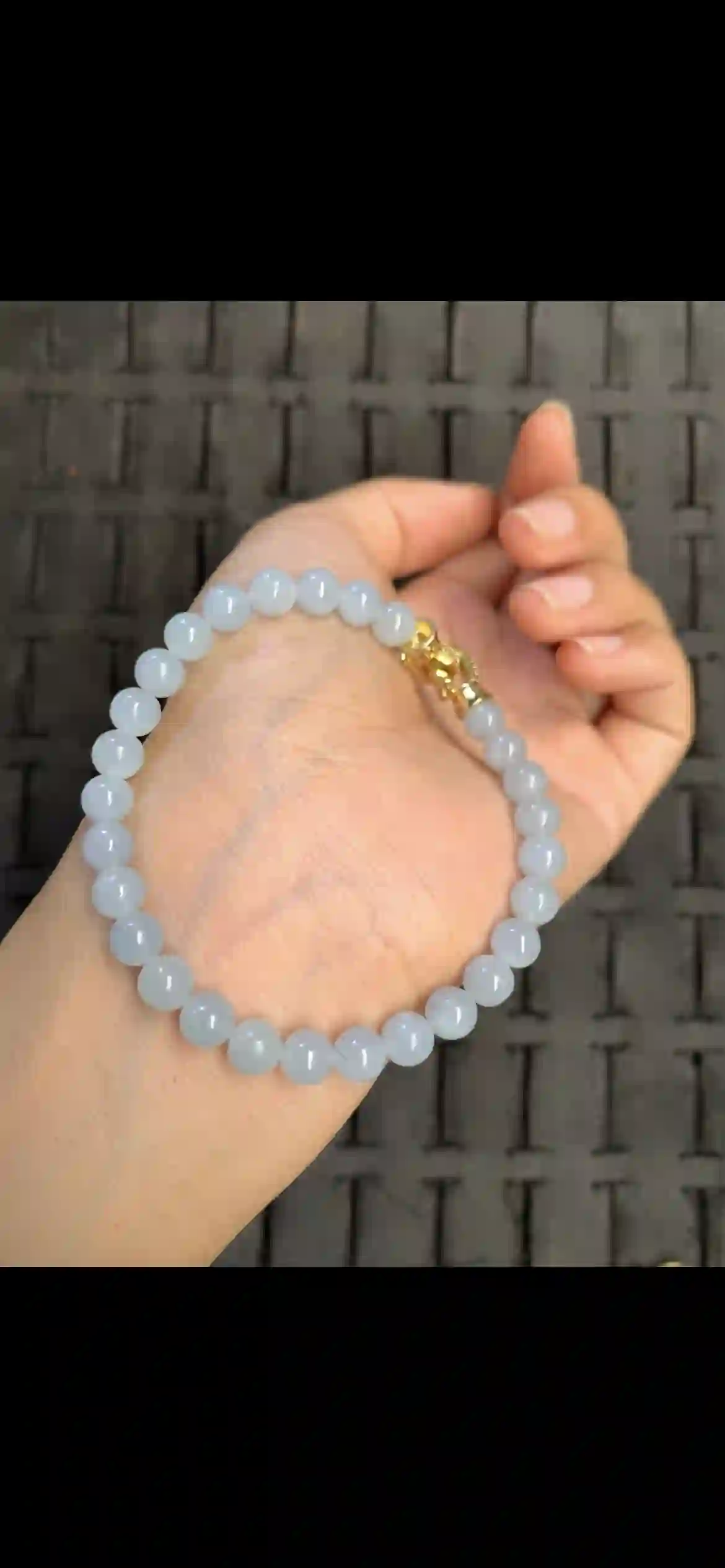 Icy Lavender Blue Jadeite Bead Bracelet | Myanmar Jadeite reference #13890001