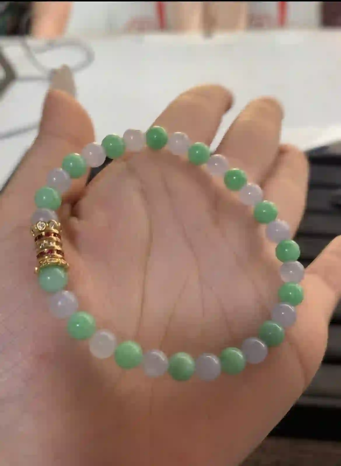  Two-Tone Green & Lavender Jade Bead Bracelet | Myanmar Jadeite reference #1680004