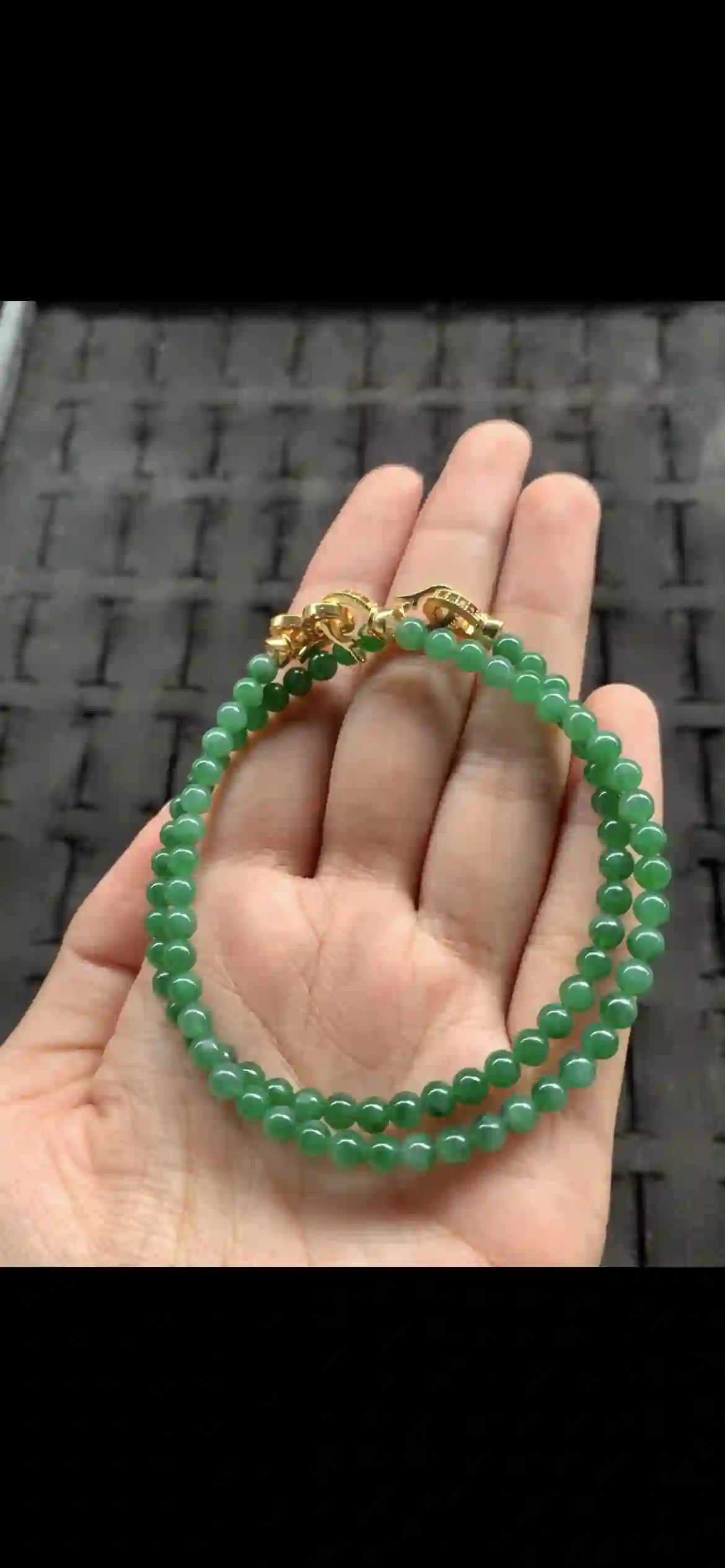 Uniform Vivid Green Jadeite Double-Strand Bead Bracelet, view 2 | Myanmar Jadeite reference #10590002