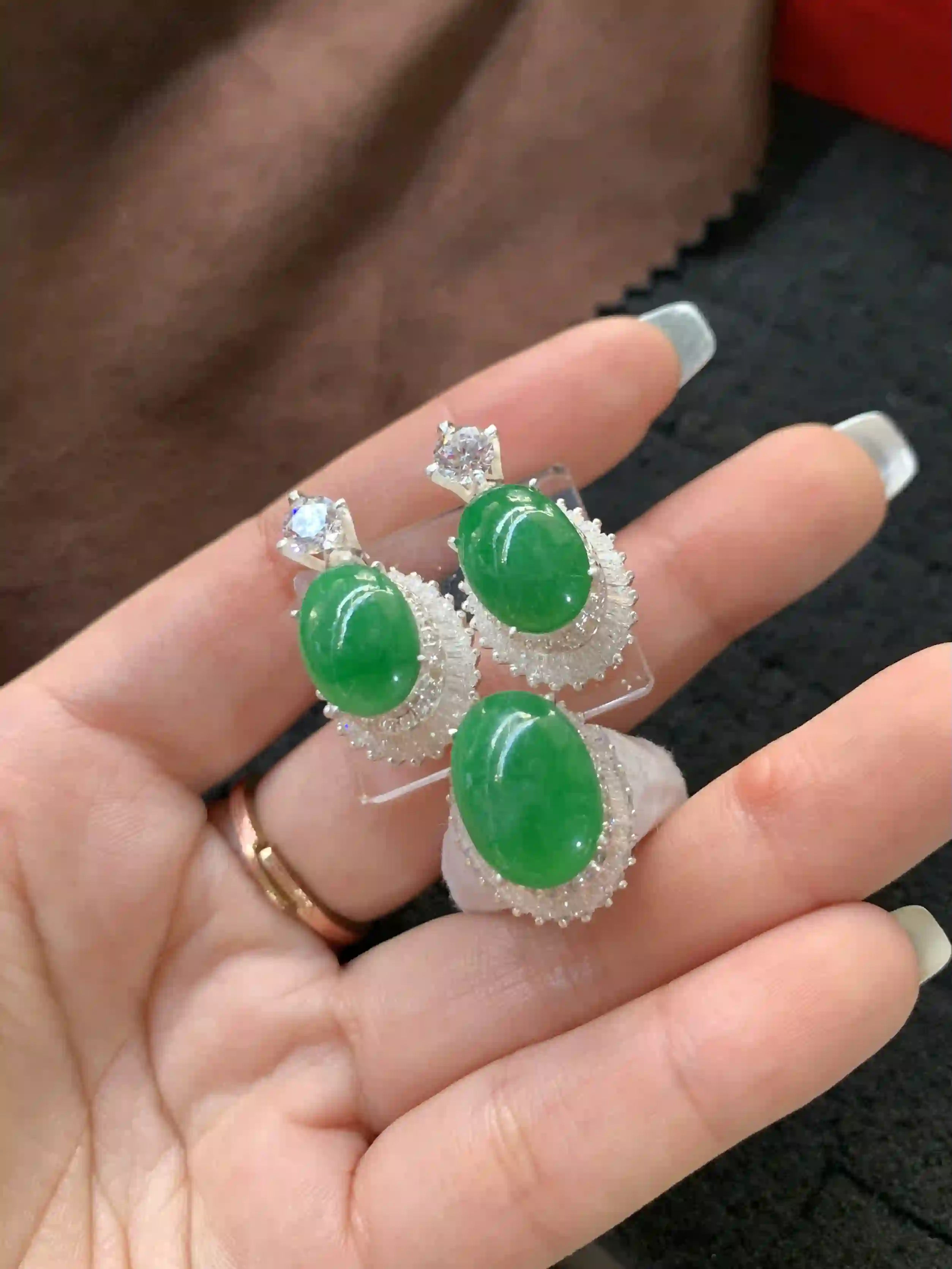 Vibrant Green Gemstone Jewelry Set (Earrings & Ring) | Myanmar Jadeite reference #360003