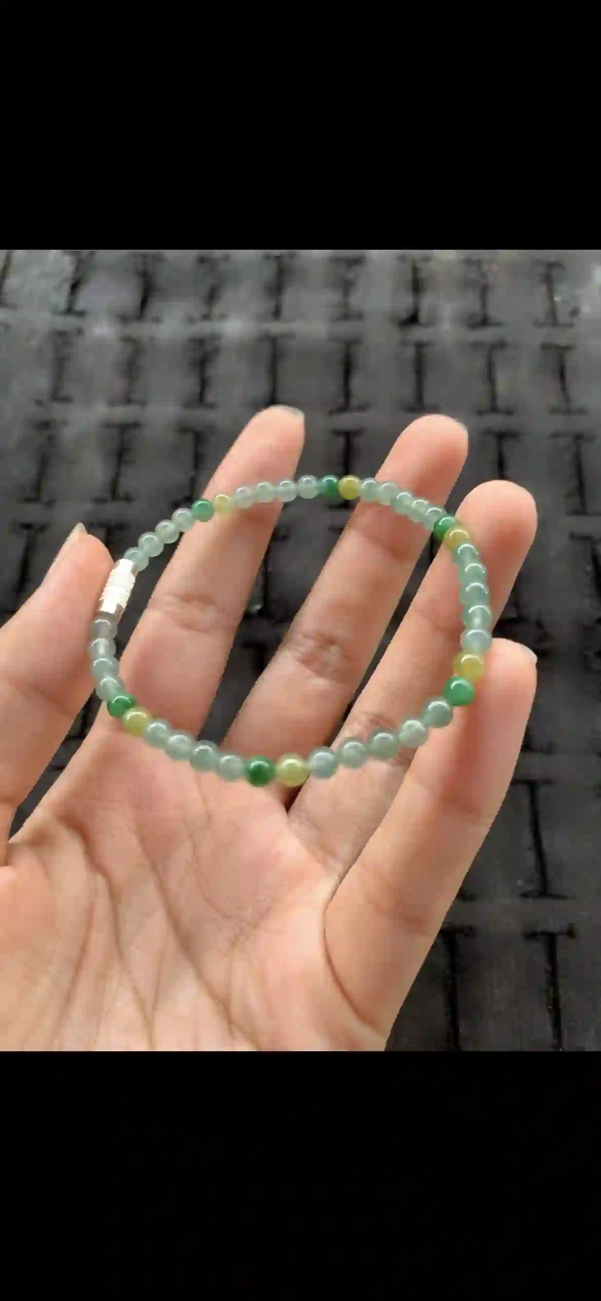 Multicolor Icy Green & Honey Yellow Jade Beaded Bracelet with Silver Clasp | Myanmar Jadeite reference #23310001