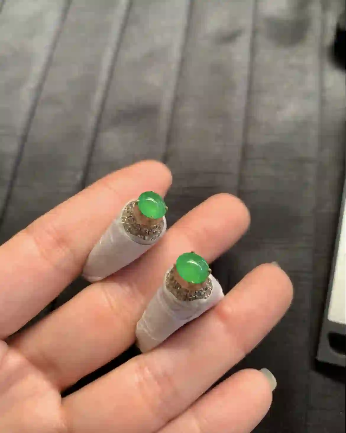   Natural Vivid Green Jadeite Cabochon Ring Settings, Pair | Myanmar Jadeite reference #2400003
